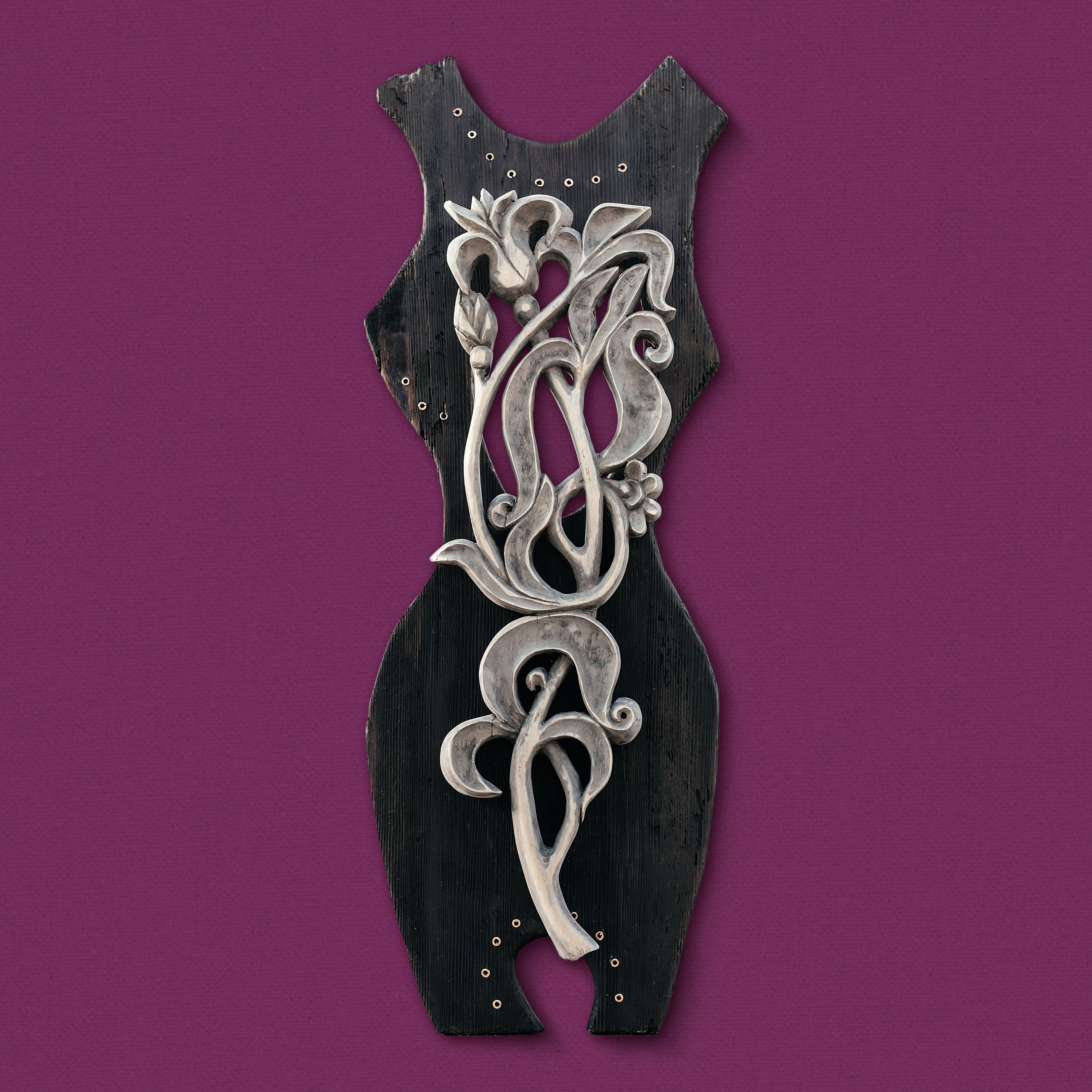 Резная картина из дереву