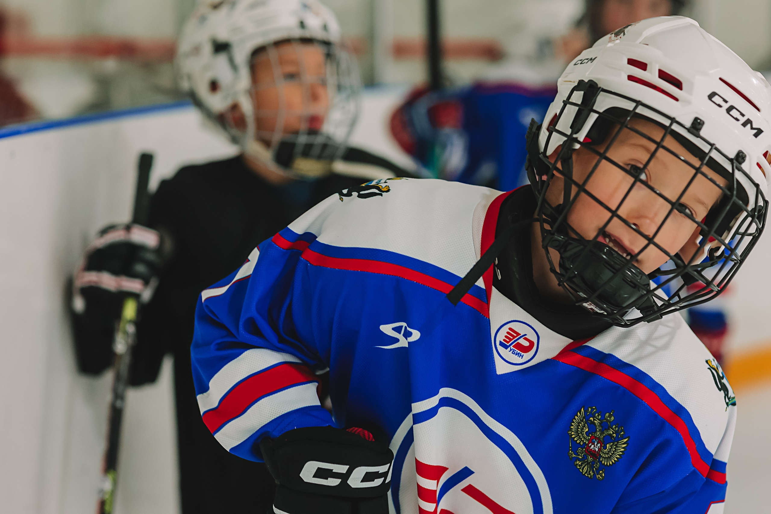 Хоккей тренировка. Семейный фотограф Тюмень, фотограф на роды Салмина Мария