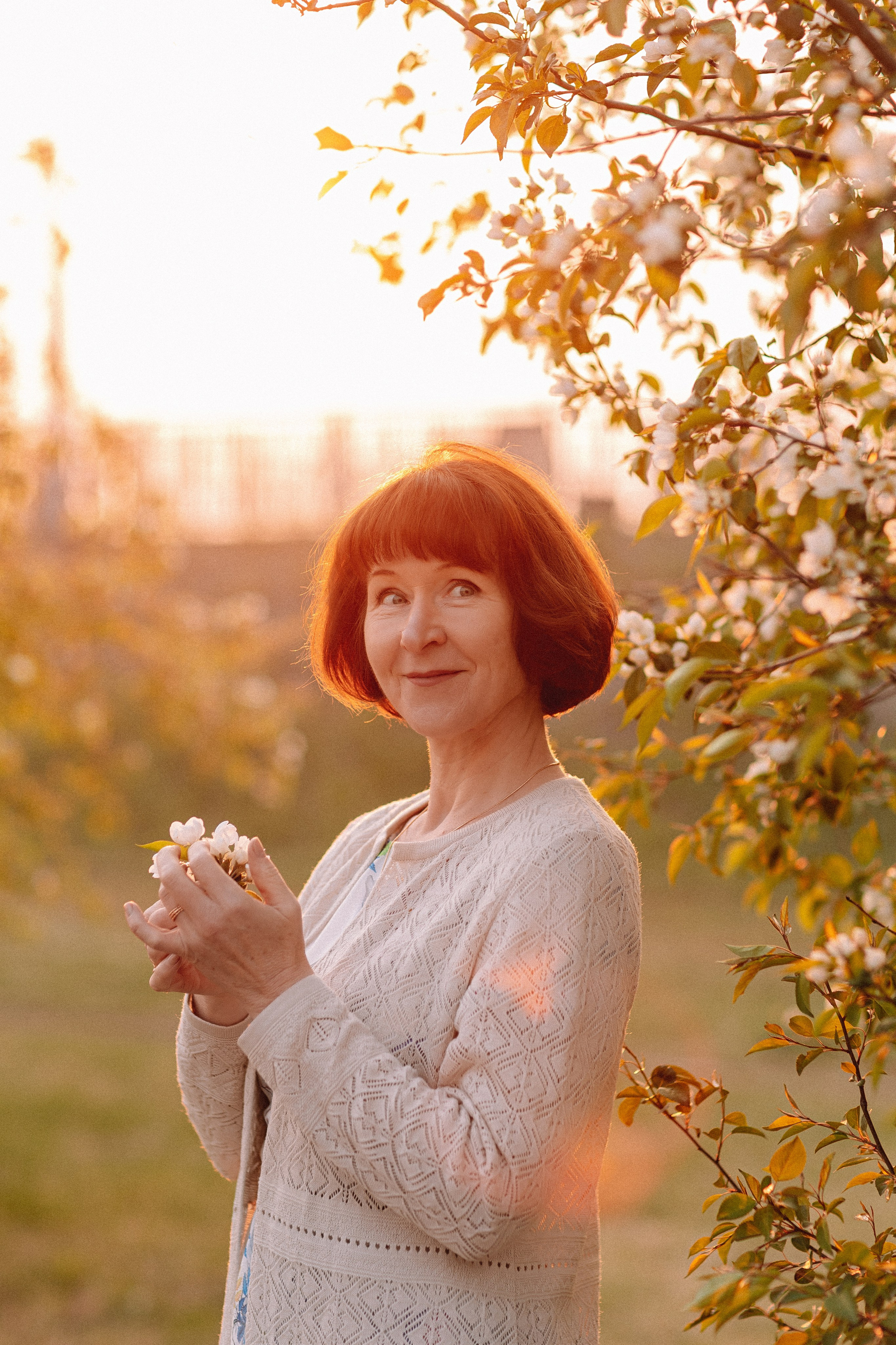 Яблони. Семейный фотограф Тюмень, фотограф на роды Салмина Мария