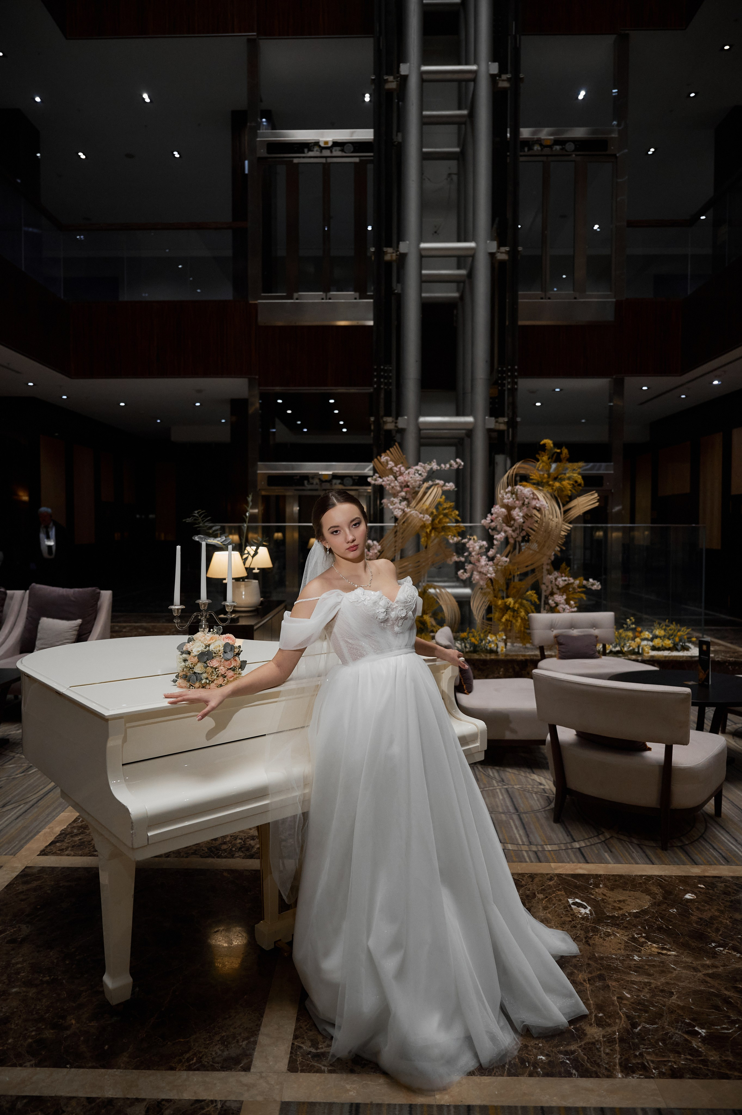 Свадебная фотосессия в СК Рояль Тула. Свадебный фотограф в Туле Никита Беляев