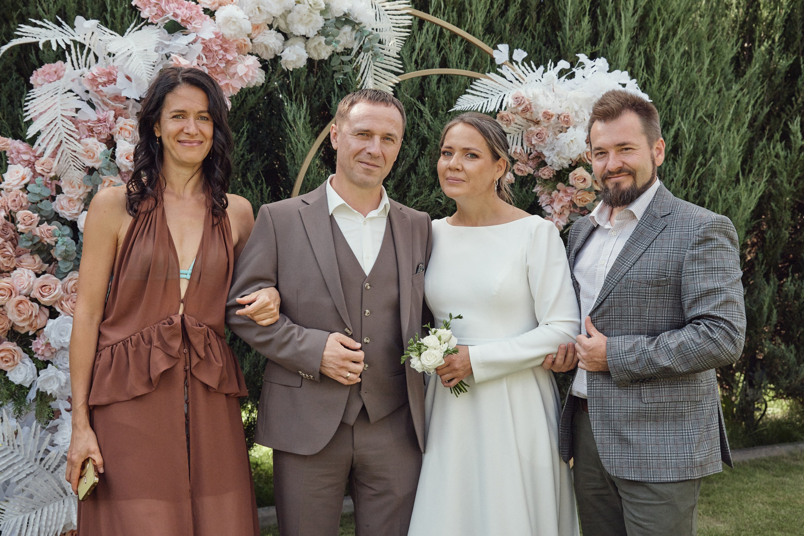 Счастье здесь. Свадебный фотограф Антон Артюшин. Работаю в Нижнем Новгороде и Москве