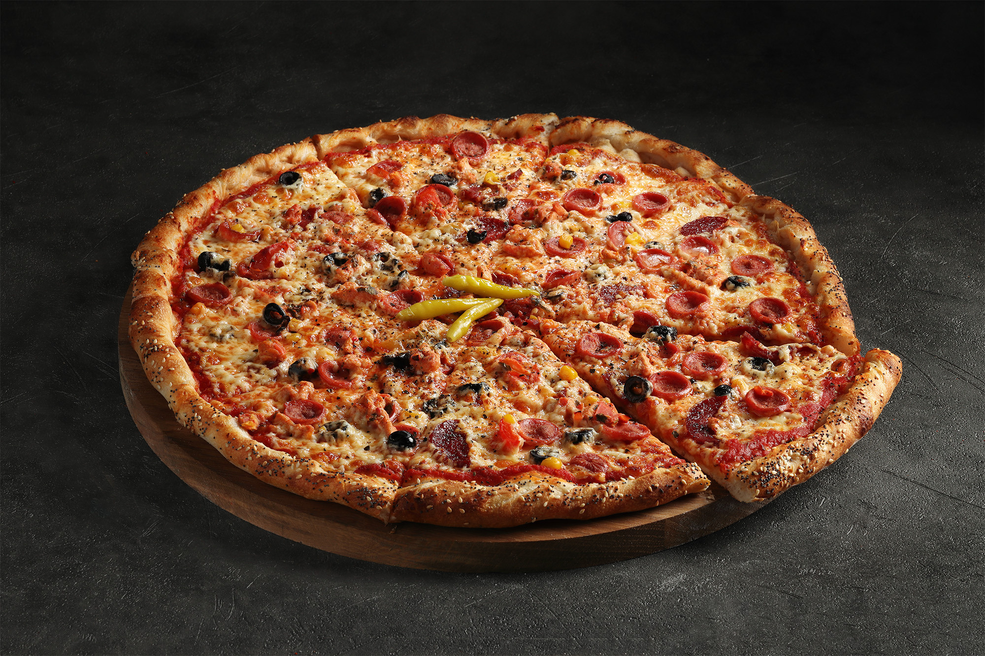 фирменная пицца simitland, фотография для меню на экране