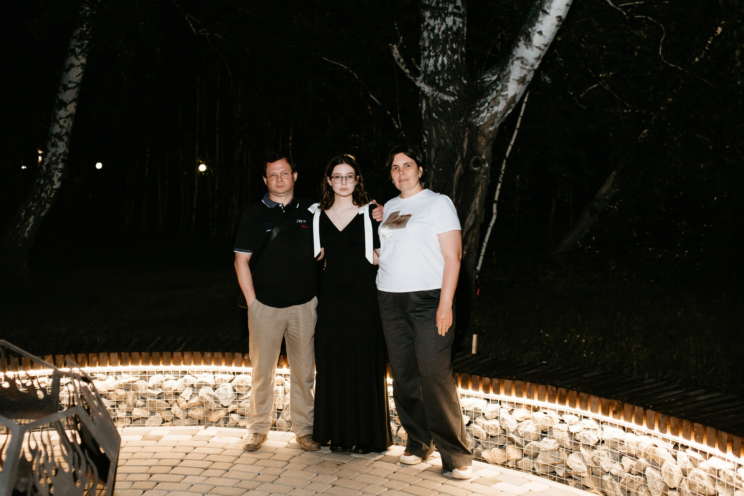 Выпускной 2025 (41 школа) 11 класс. Фотограф в Челябинске Ополихина Анна