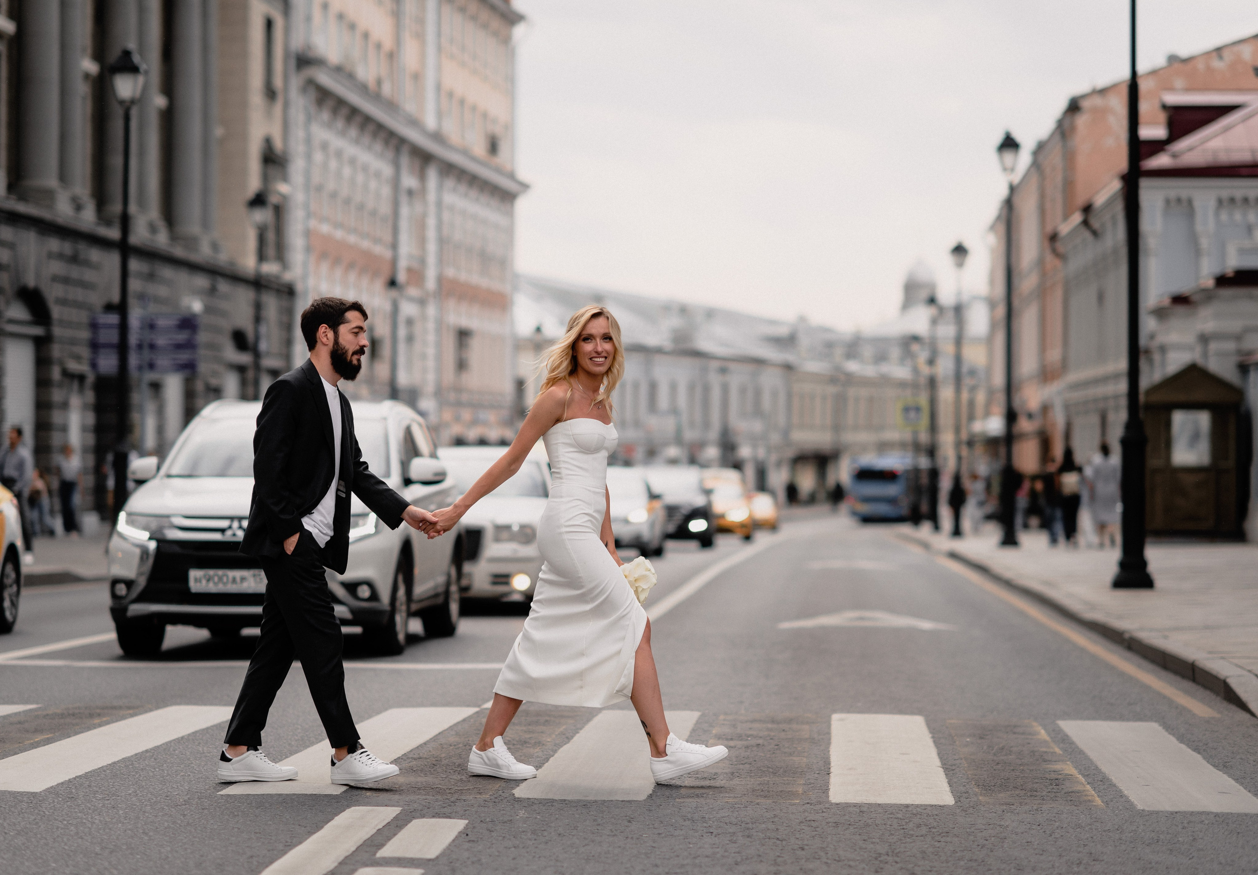 Wedding in the Streets. Wedding and Destination photographer Rustam Kalimullin