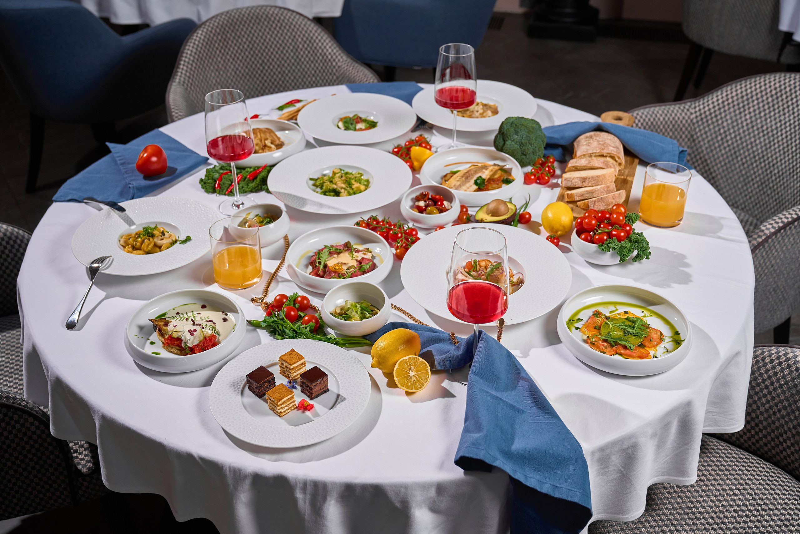 COSMOS ITALY — СЪЕМКА МЕНЮ