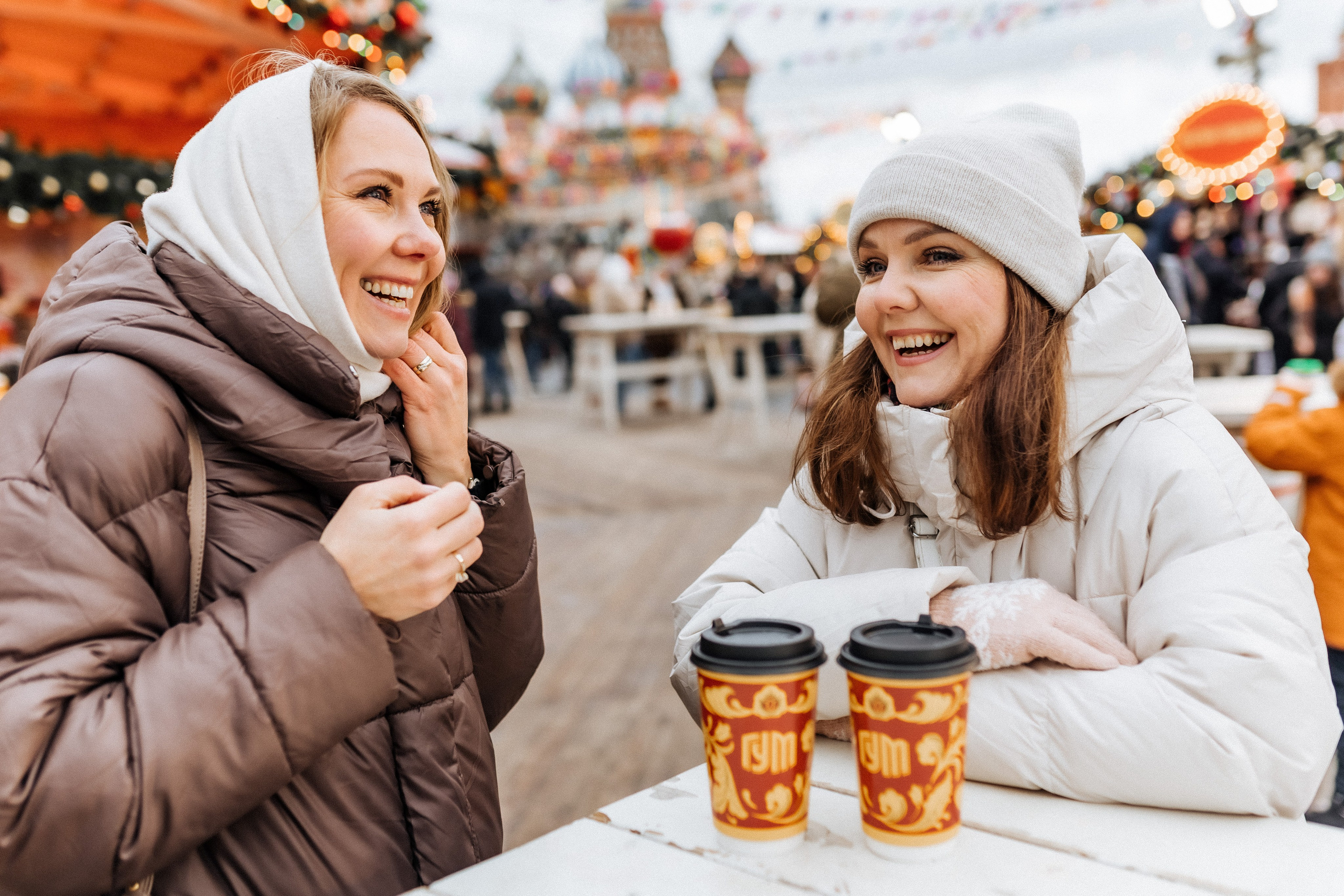 Новогодняя прогулка, ГУМ-ярмарка. Ира и Маша!. Профессиональный фотограф, Москва |Видное Елена Елизарова