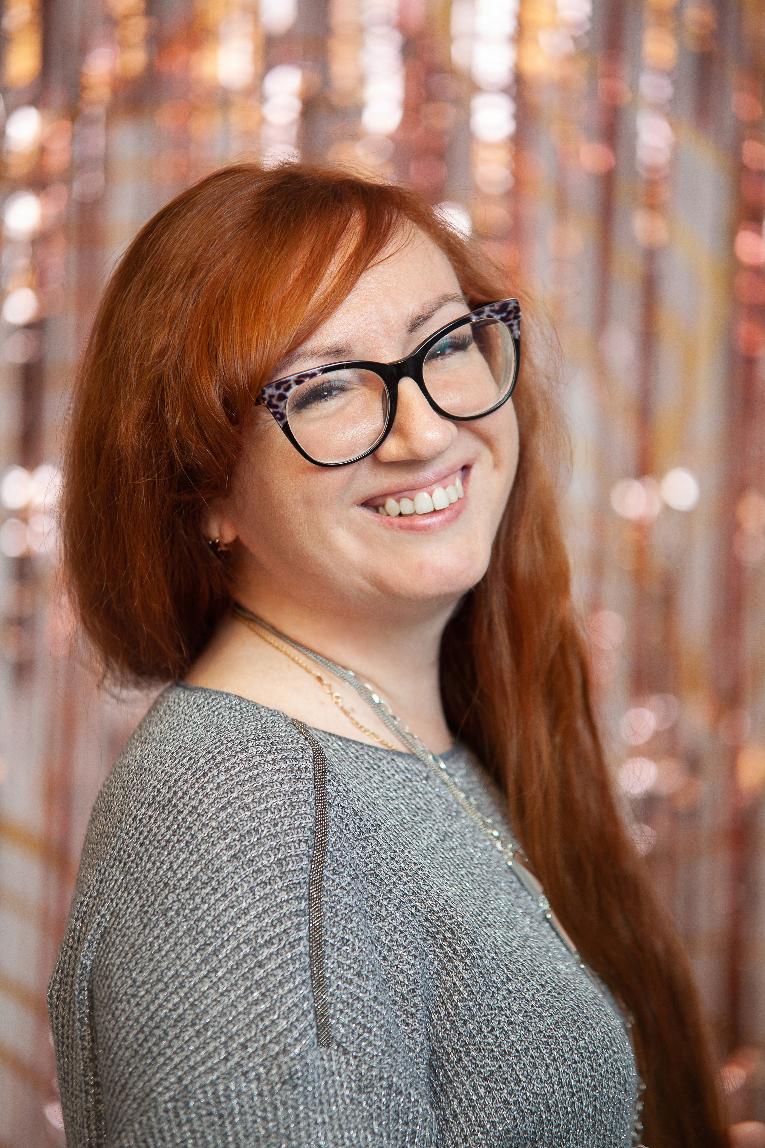 Девишник | анонс