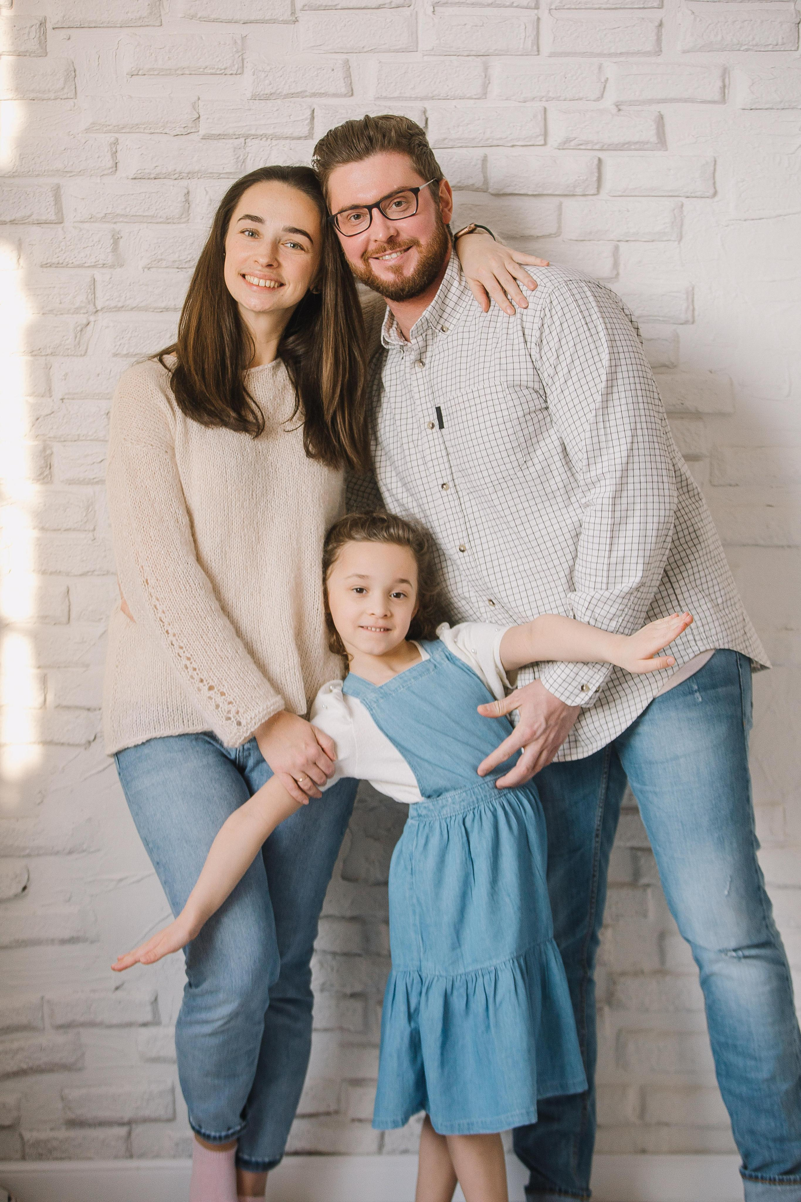 Варвара с Мамой и Папой. Фотограф в Красноярске Надежда Воскресенская