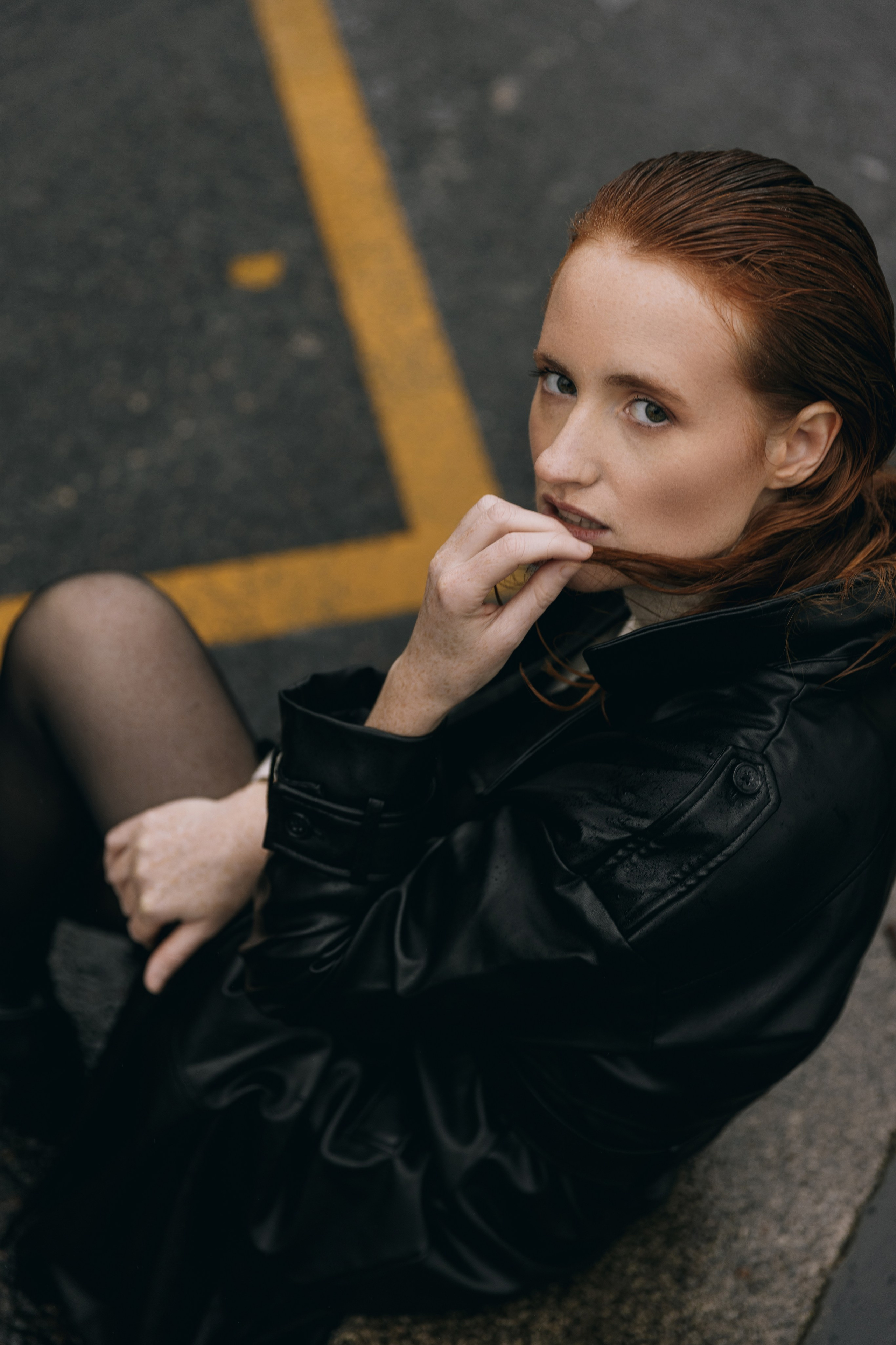 Femme fatale. Photographer in Paris