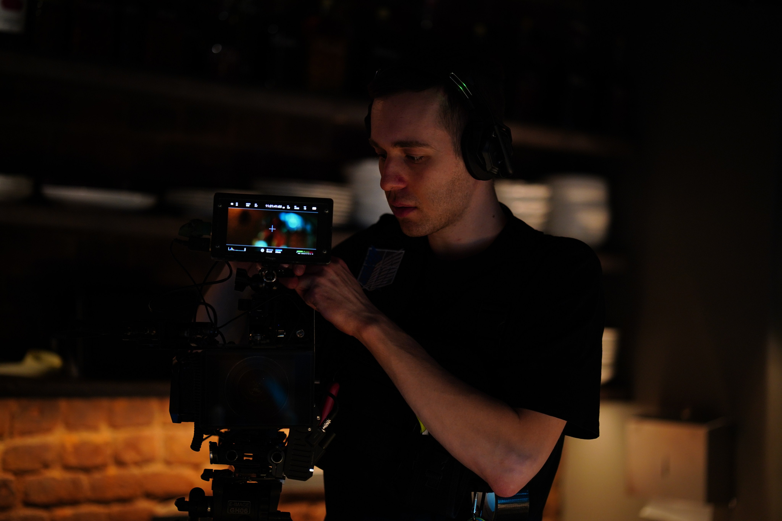 Смена к/м «Правдивые истории». Творческий и репортажный фотограф в Москве Клим Долгов