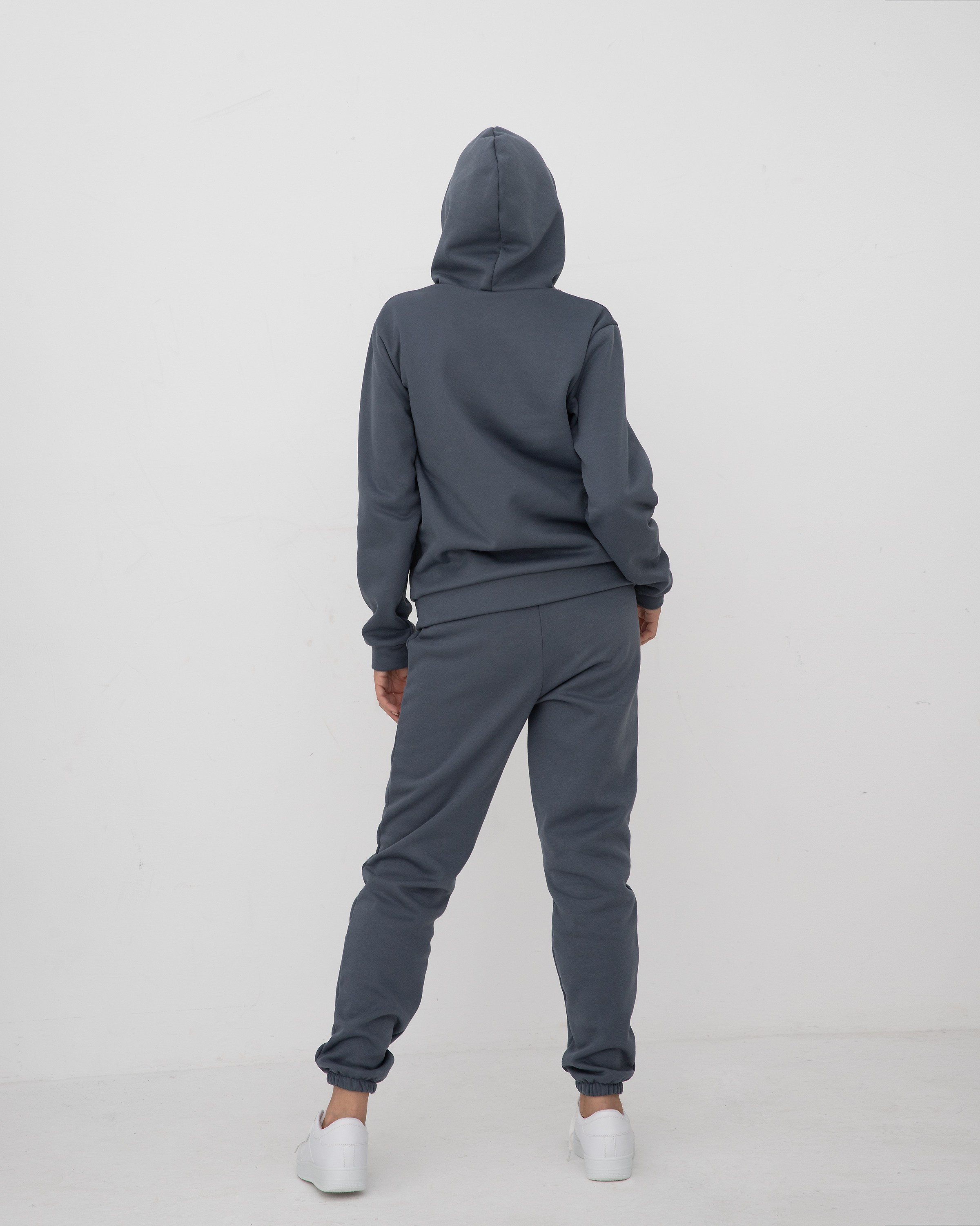 Теплый спортивный костюм. Фотограф в Москве и Московской области Ольга Дробышева