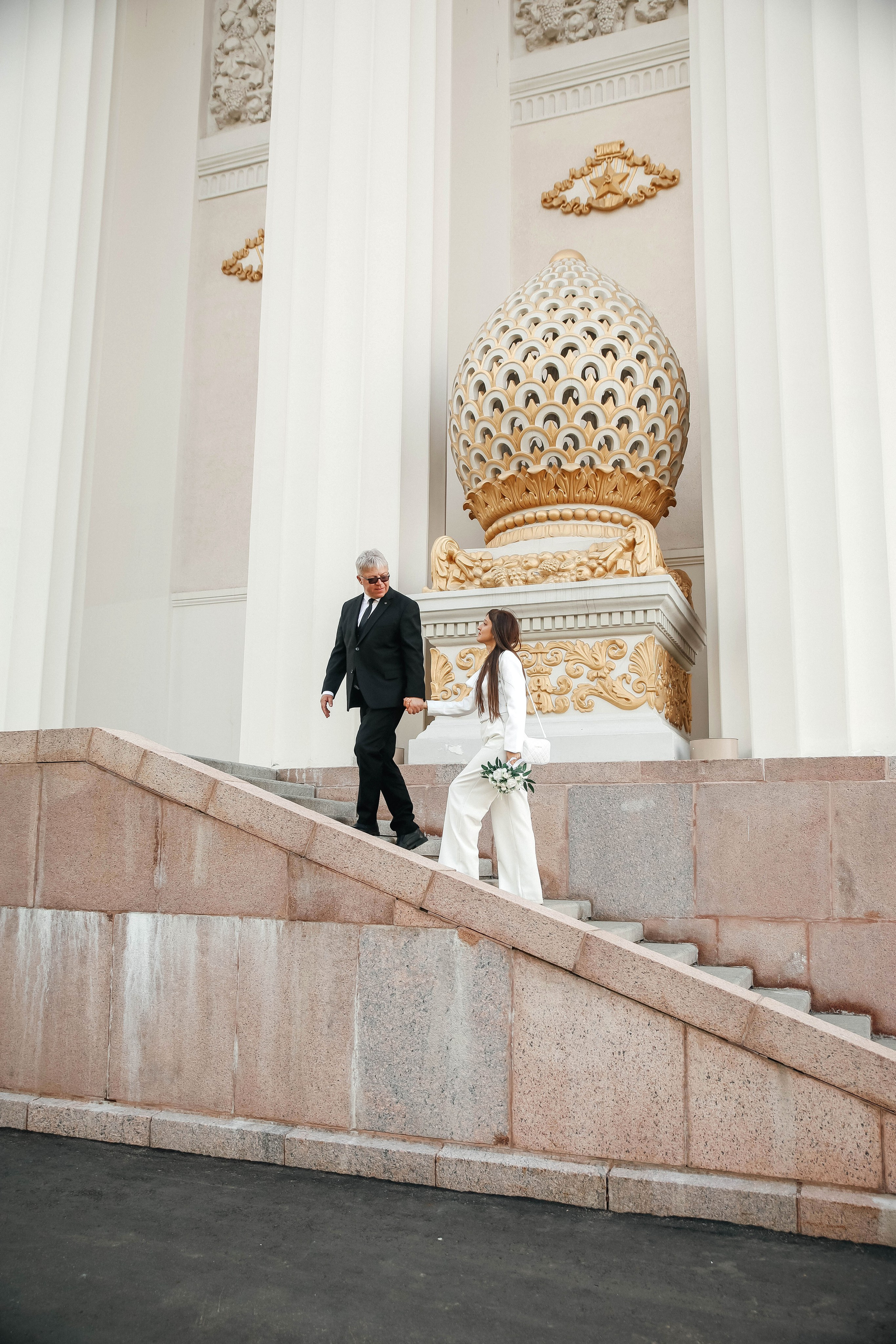Свадебная фотосессия в Загсе Москва-Сити. Свадебный и семейный фотограф в Москве
