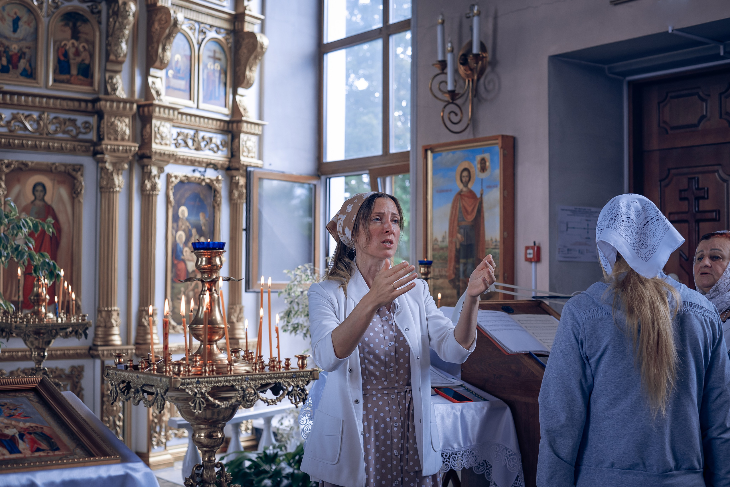Воскресная служба в Рождественско-Николаевском храме. Фотографы крещения/венчания  Красноярск Татьяна и Вячеслав Переваловы
