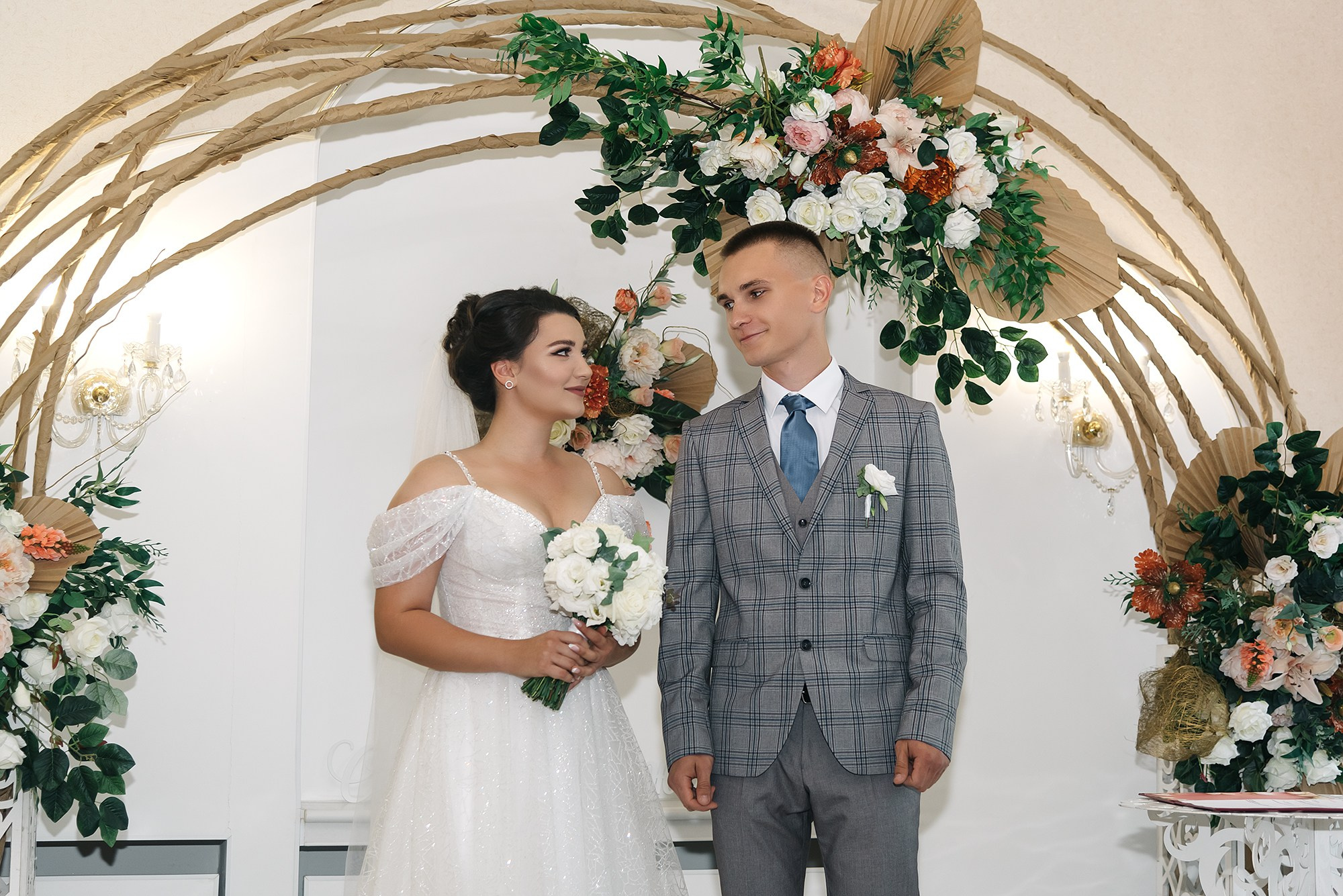 Роман и Карина. Фотограф Волжский Екатерина Егорова