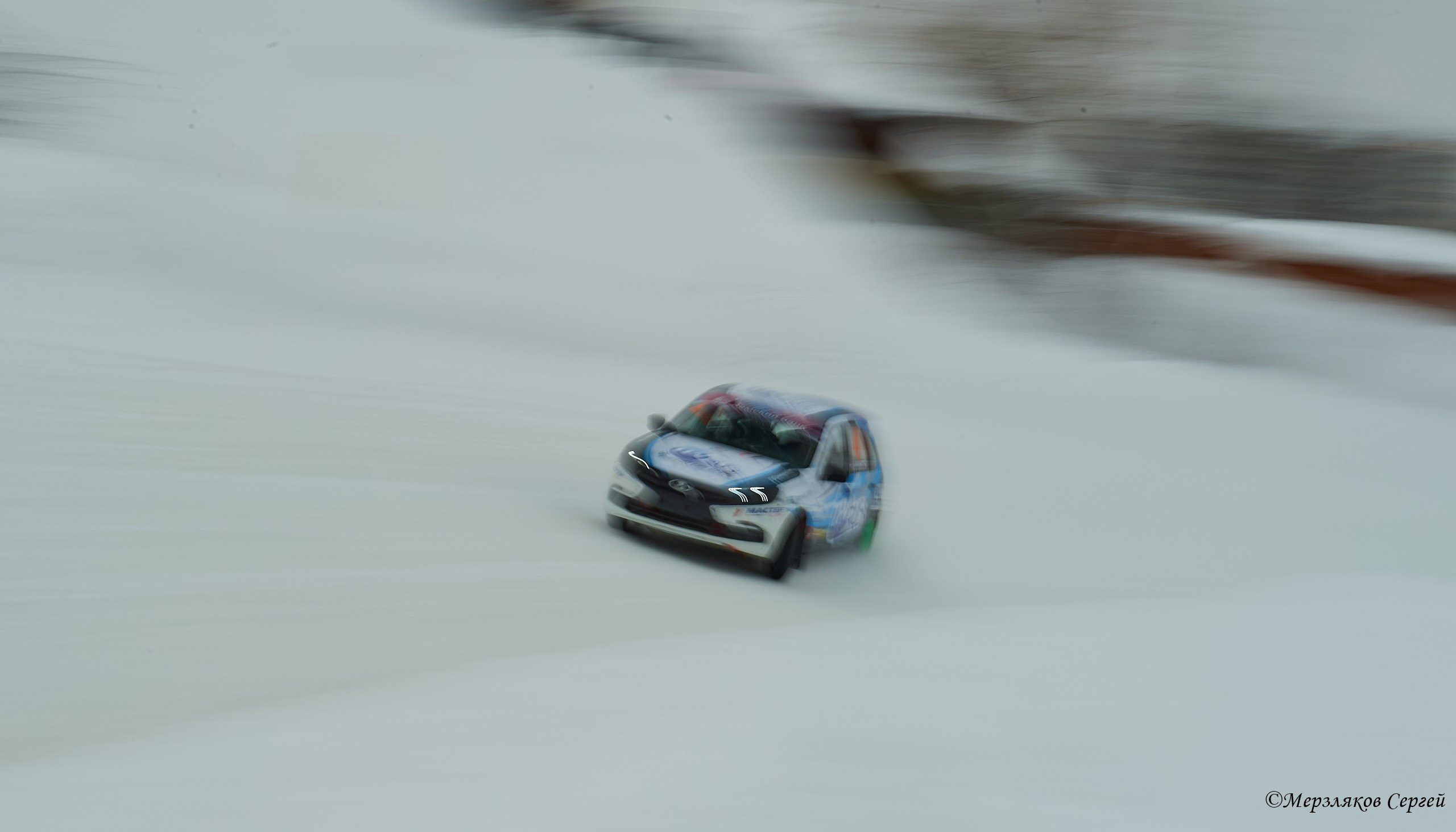 Трековые автогонки на льду Чемпионат России. Спортивный репортажный фотограф в Ижевске Сергей Мерзляков