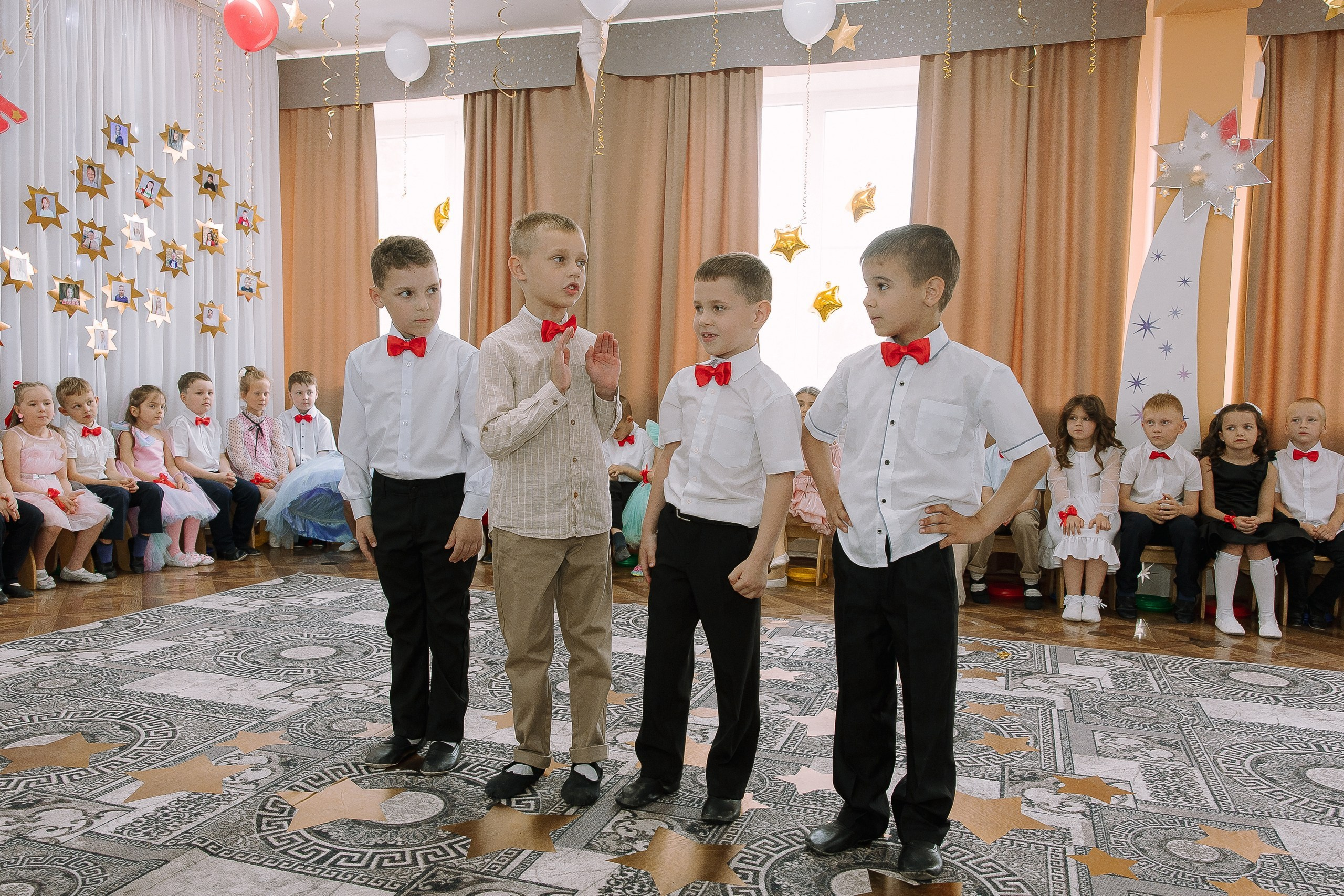 Выпускной в ДС 26. Выпускные альбомы Натальи Бутко: Новороссийск, Анапа, Геленджик