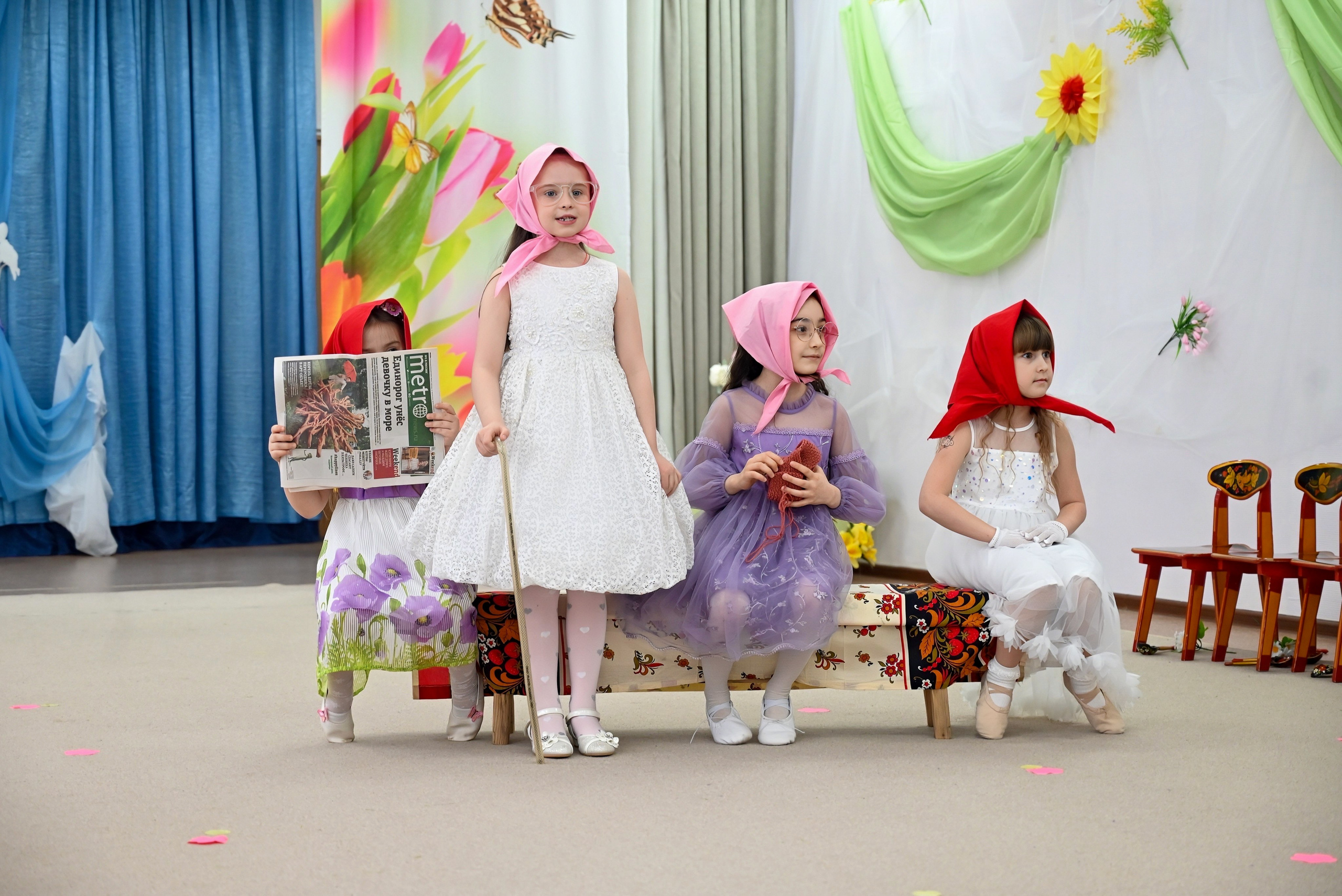 Праздник в группе Цветик семицветик. Семейный и детский фотограф Москва