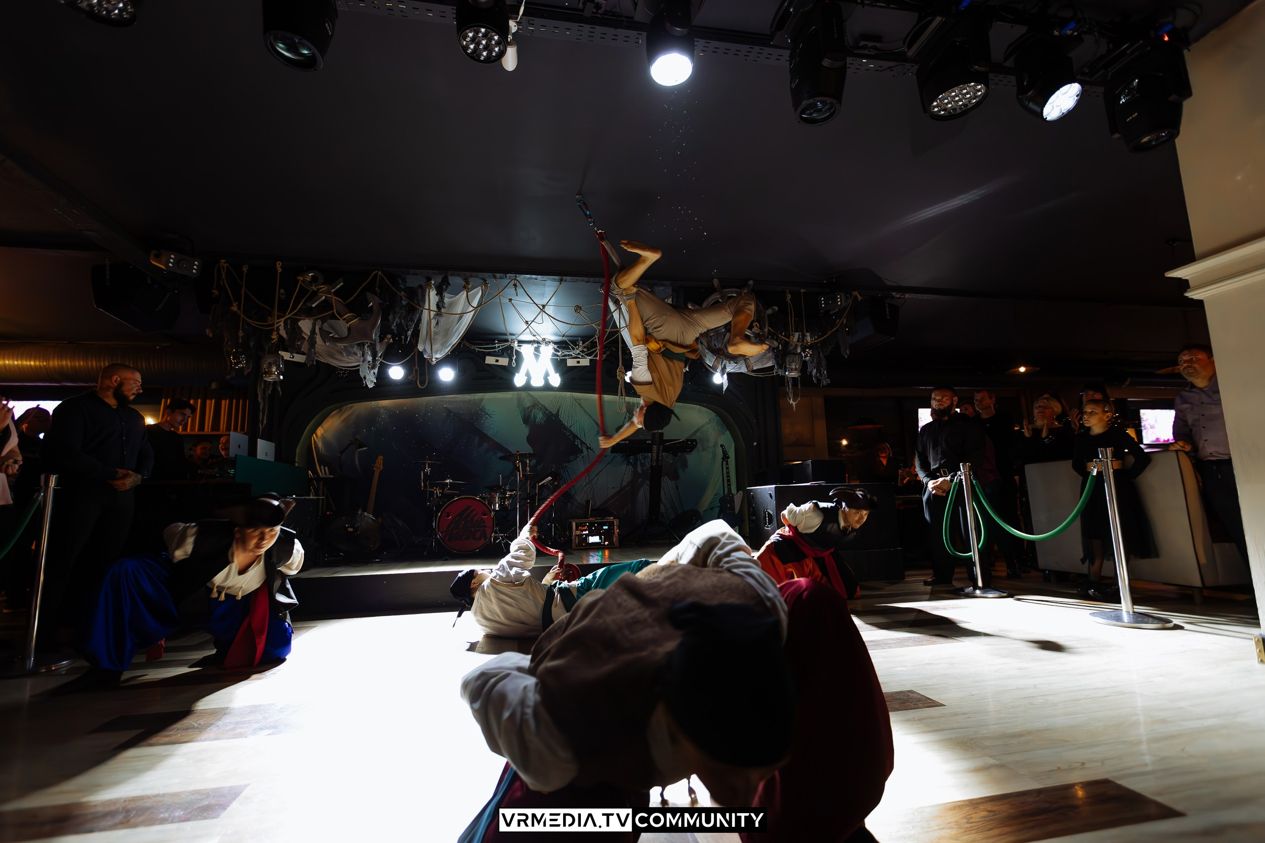 Ресторан «Мюнхен»: Часть команды — часть корабля