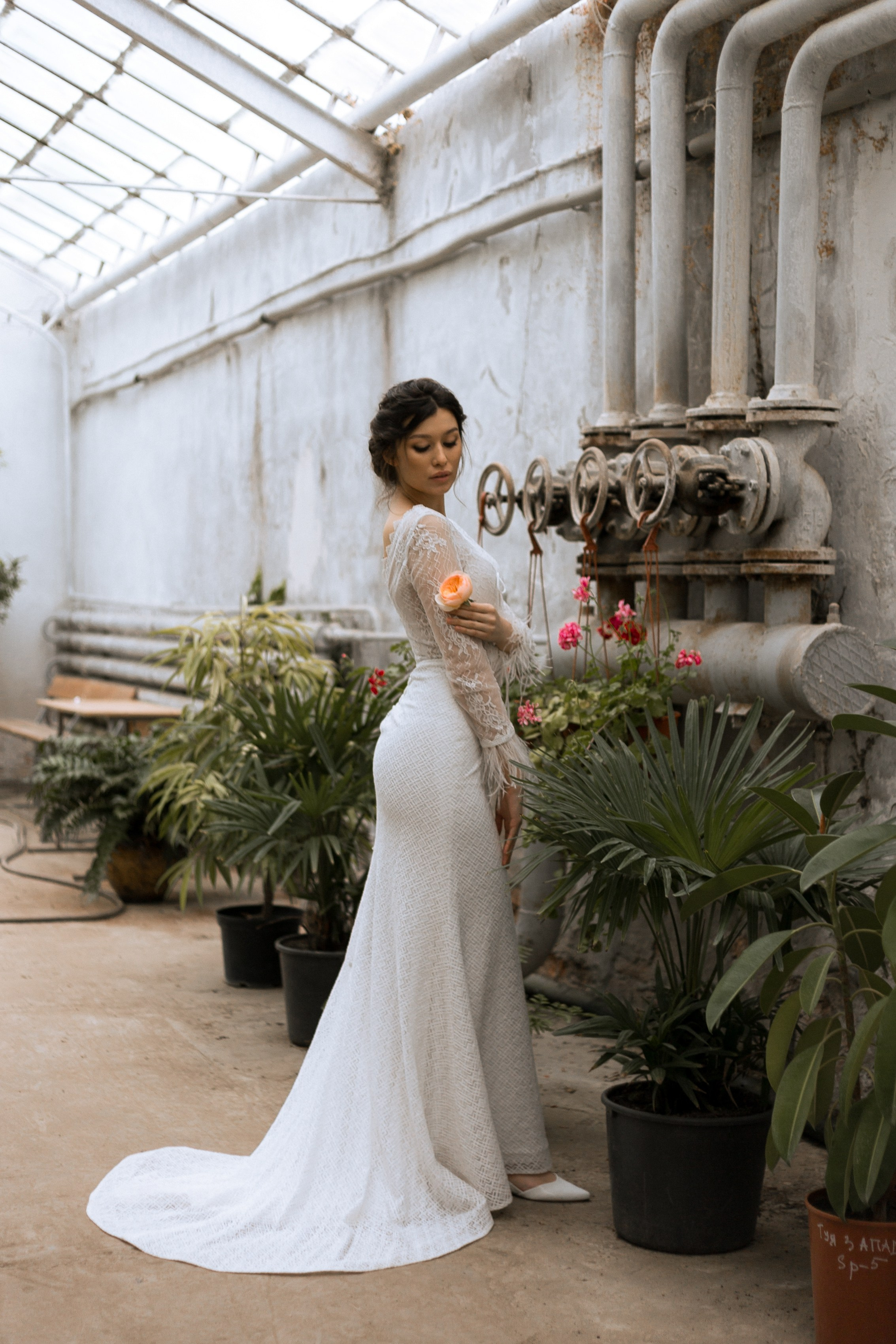 Свадебная фотосессия в оранжерее. Свадебный и семейный фотограф в Волгограде Кристина Иванова