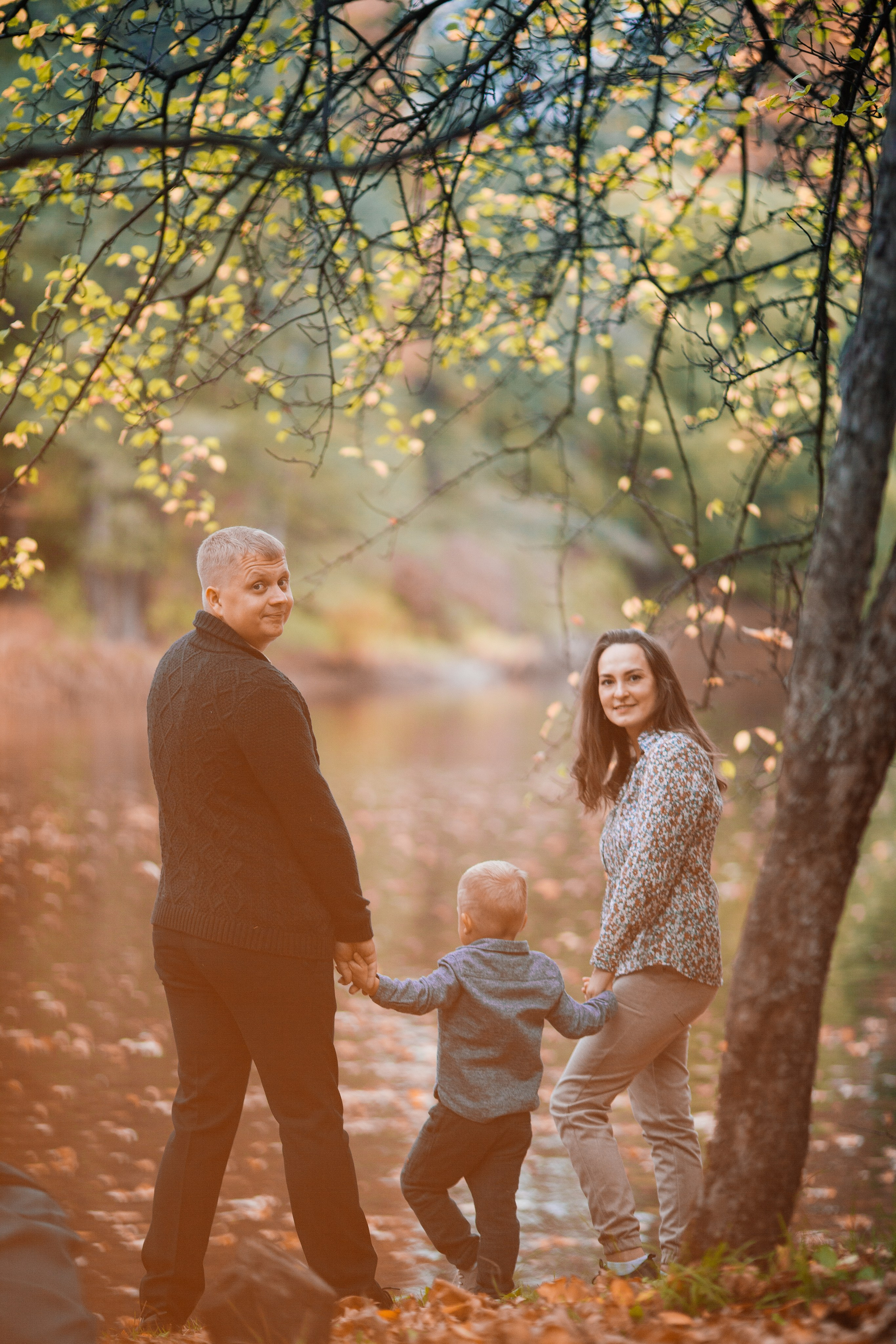 Семейная фотопрогулка. Семейный фотограф Толстикова Кристина