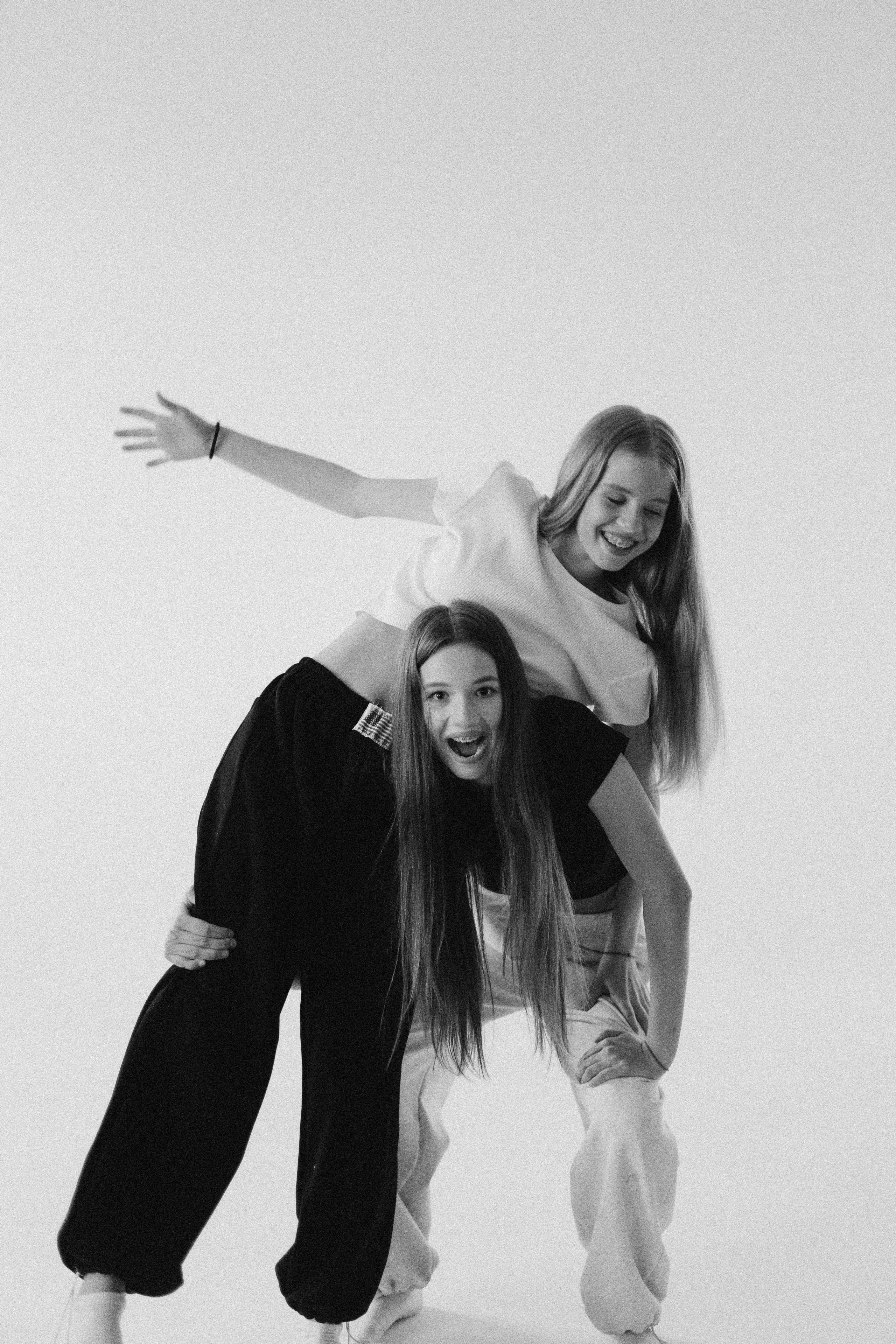 Софья и Варя. Ваш фотограф в г. Волгоград и по всей России Севастьянова Ульяна