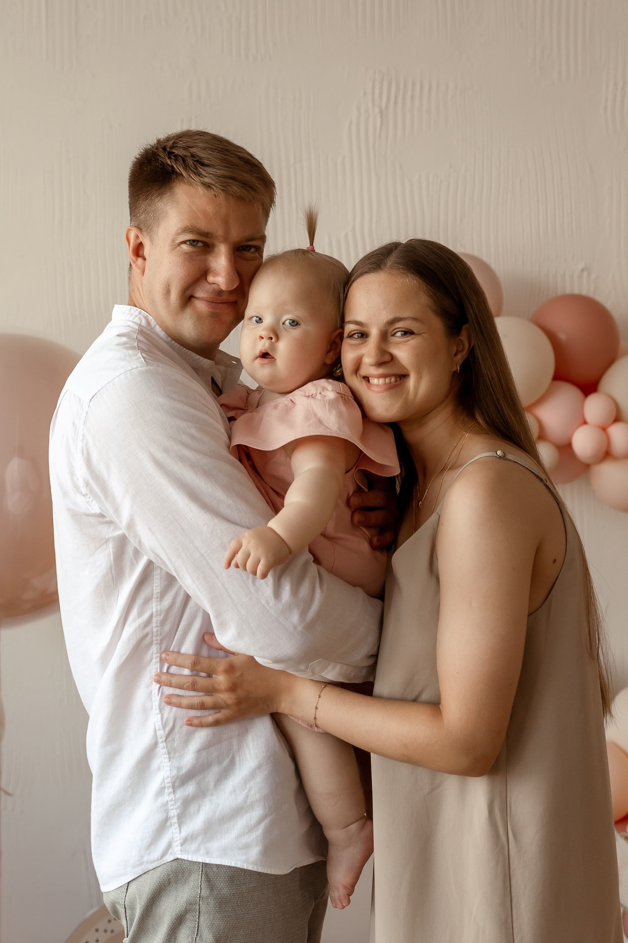 Domik зал Family. Фотограф на первый годик, семейный и детский фотограф в Новосибирске