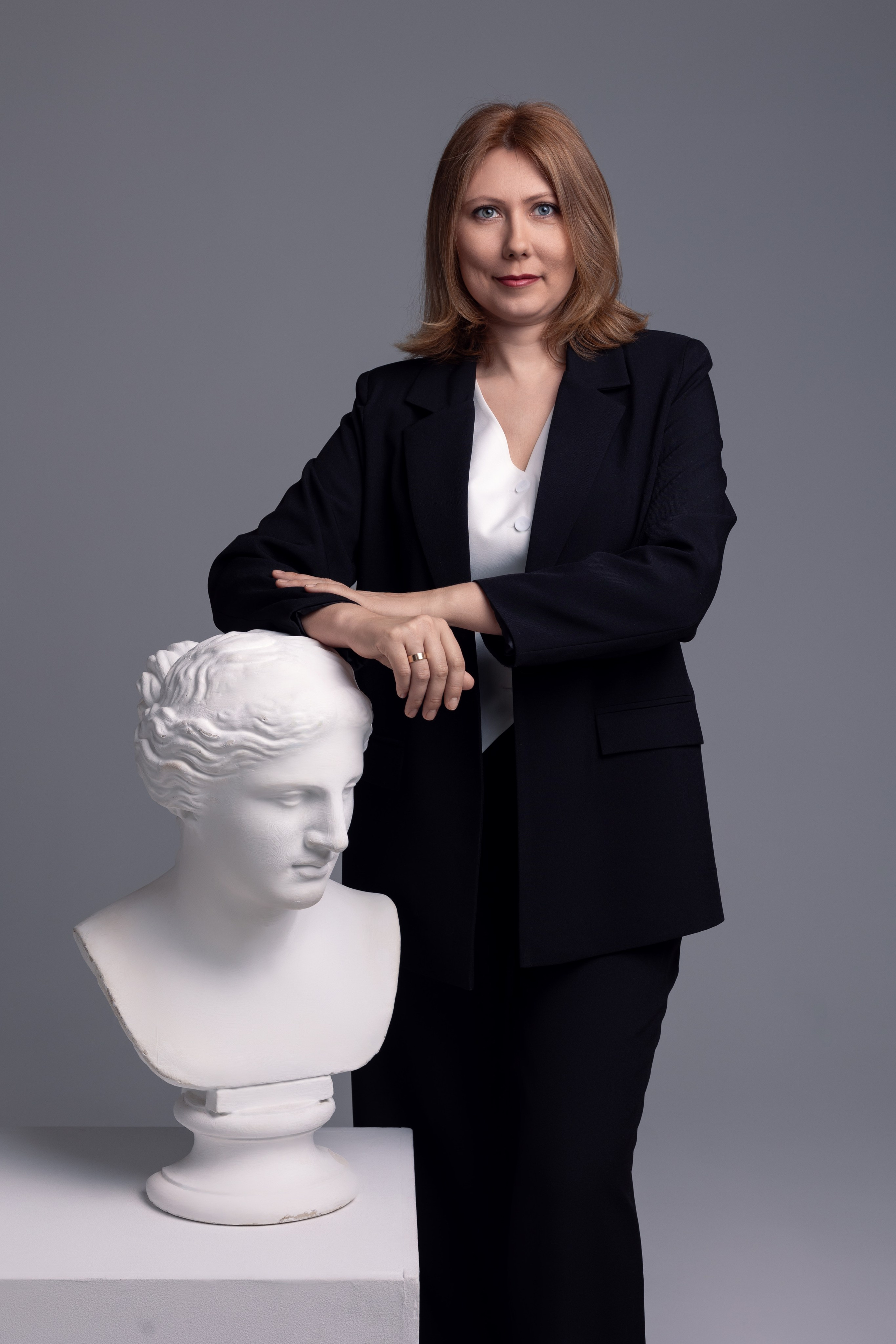 Гибридная фотосессия для психолога в Казани | Кейс с контентом для нейросетей. Контент фотограф Казань Татьяна Горина