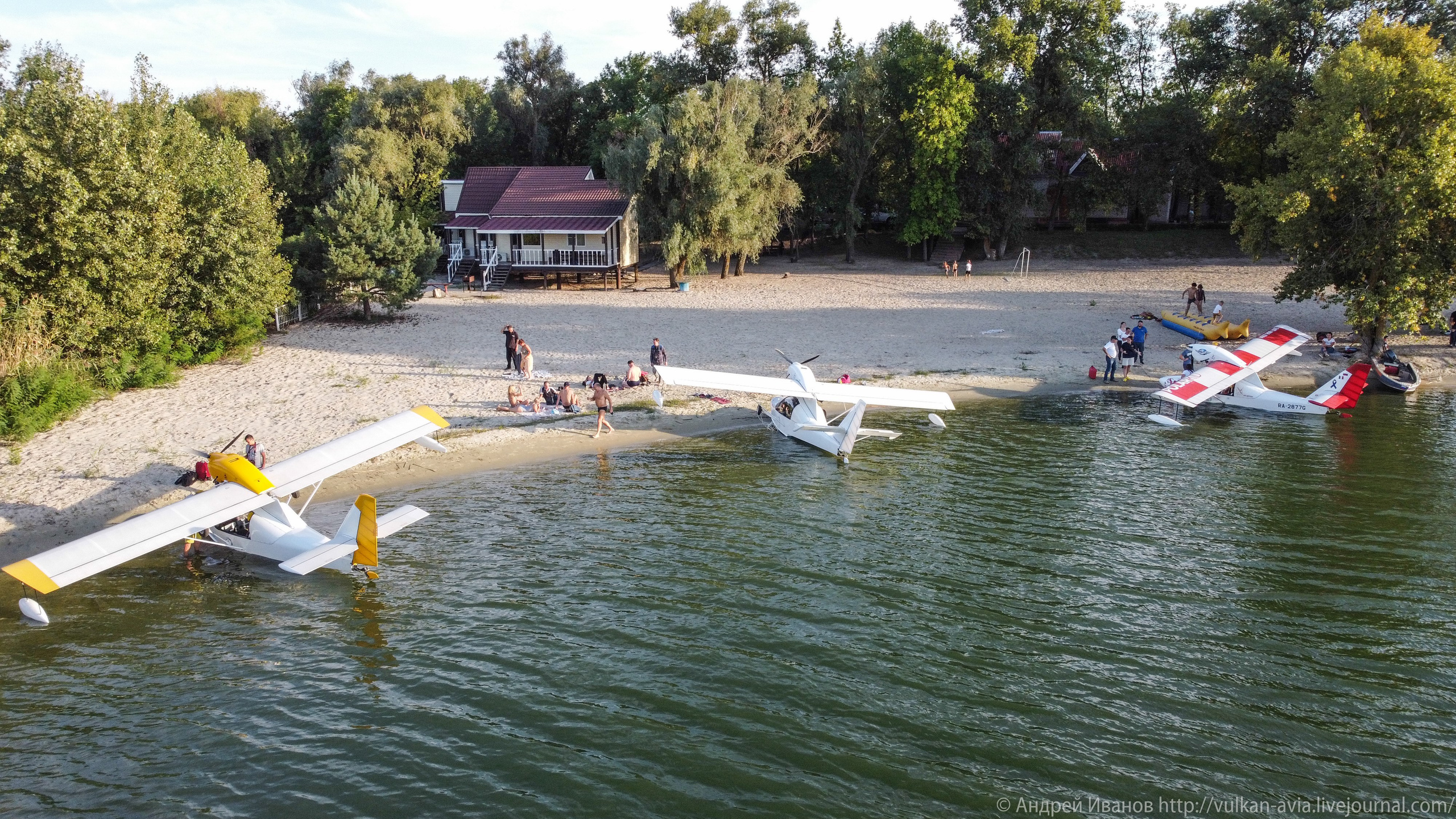Волгодонск аэр. Потапов слёт «Небо для всех» (2021 г.). Фотоальбом показывающий увлекательный мир авиации и мир медведей Андрея Иванова