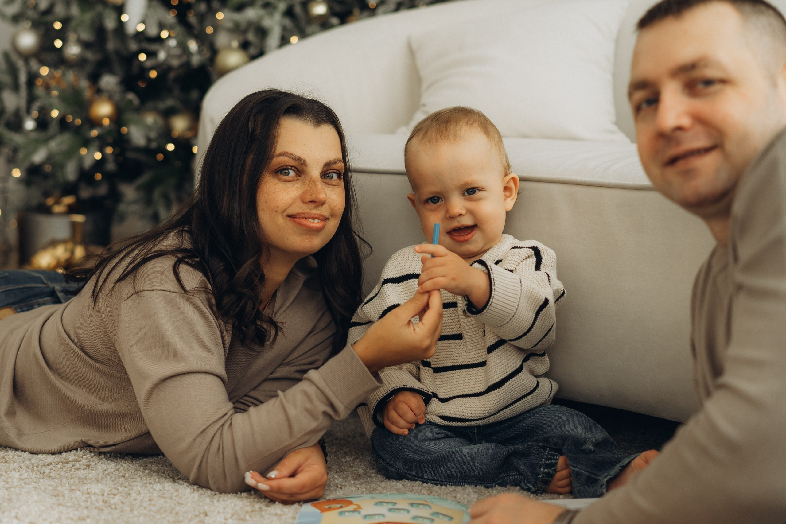 Семейная история в студии. Фотограф Екатеринбург Кокшарова Александра