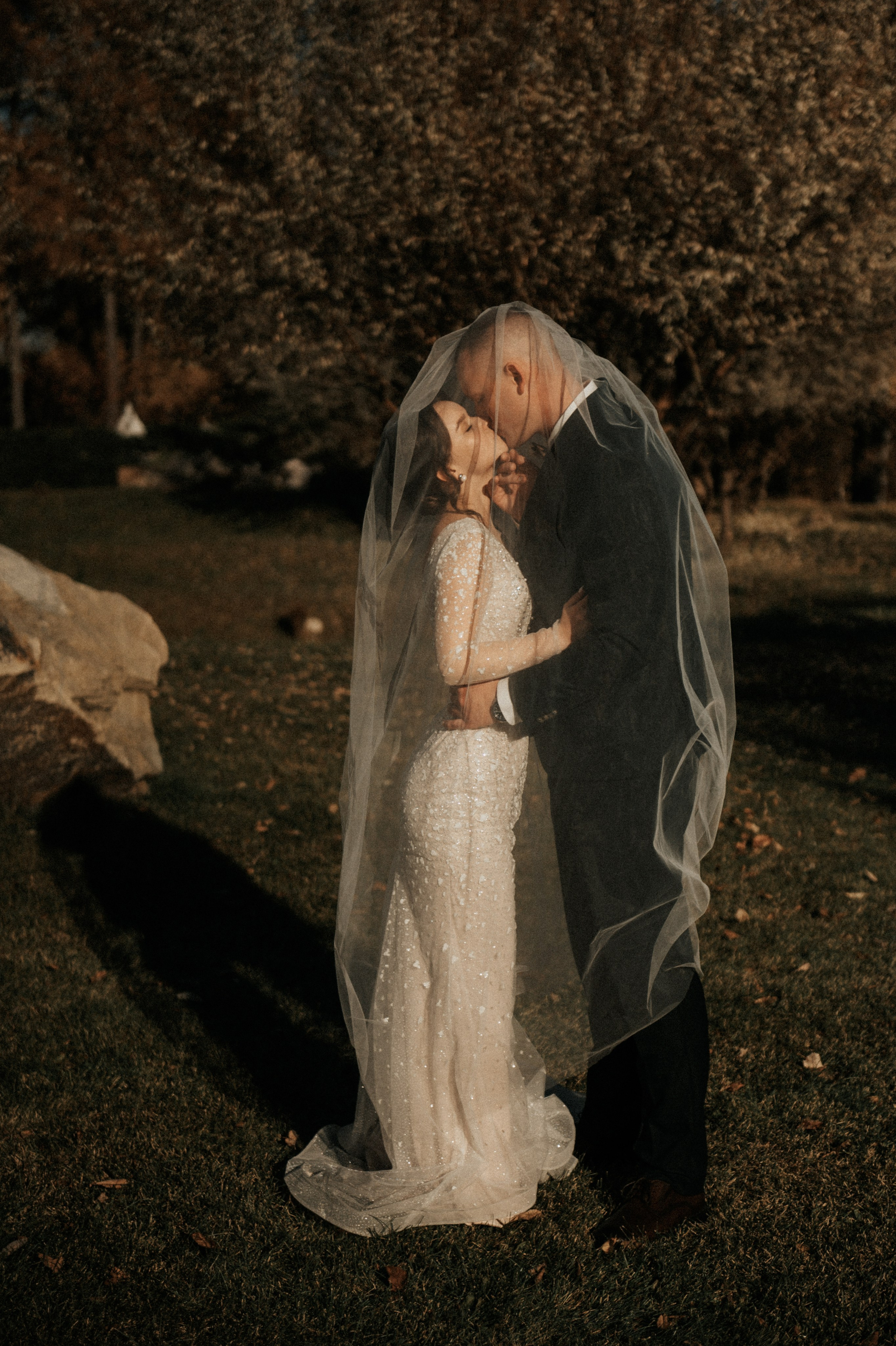 Свадебные фотографии. Фотограф в Барнауле Дарья Бутурлакина. Люби.Цени.Касайся