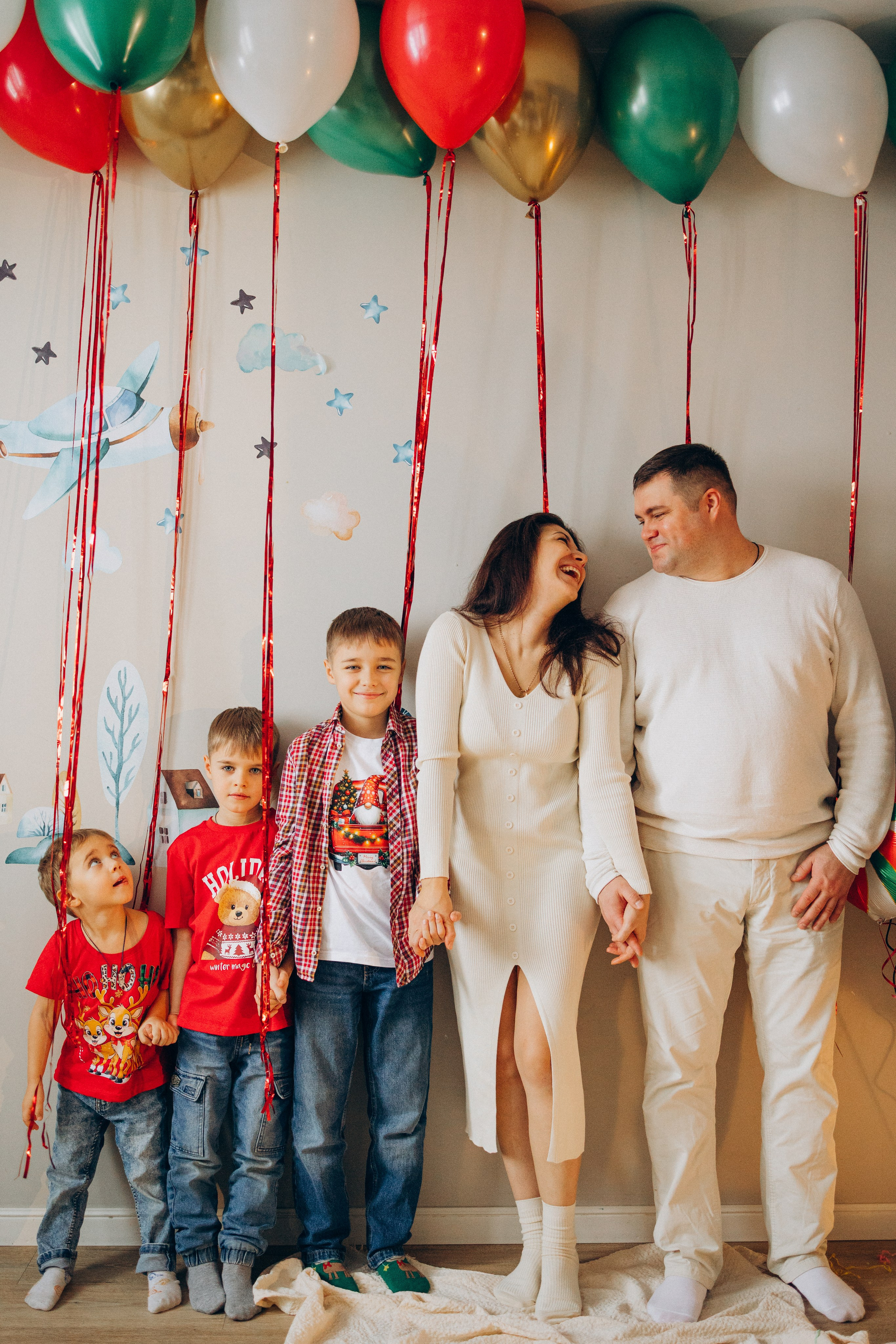 Семья — это тепло объятий и свет улыбок!. Фотограф Москва Светлана Кирюшина