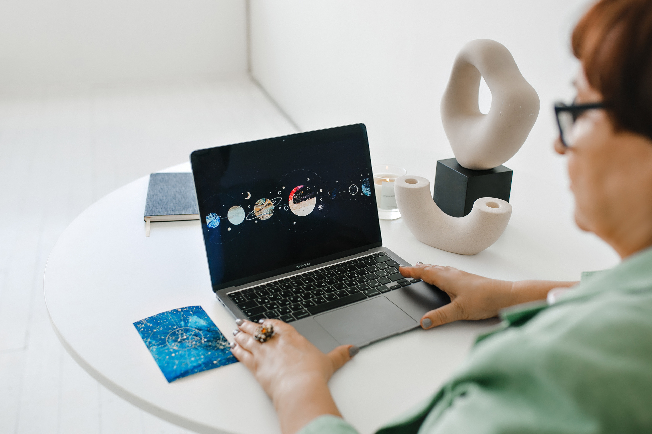 Астролог. Фотограф в Новосибирске Ася Зверева