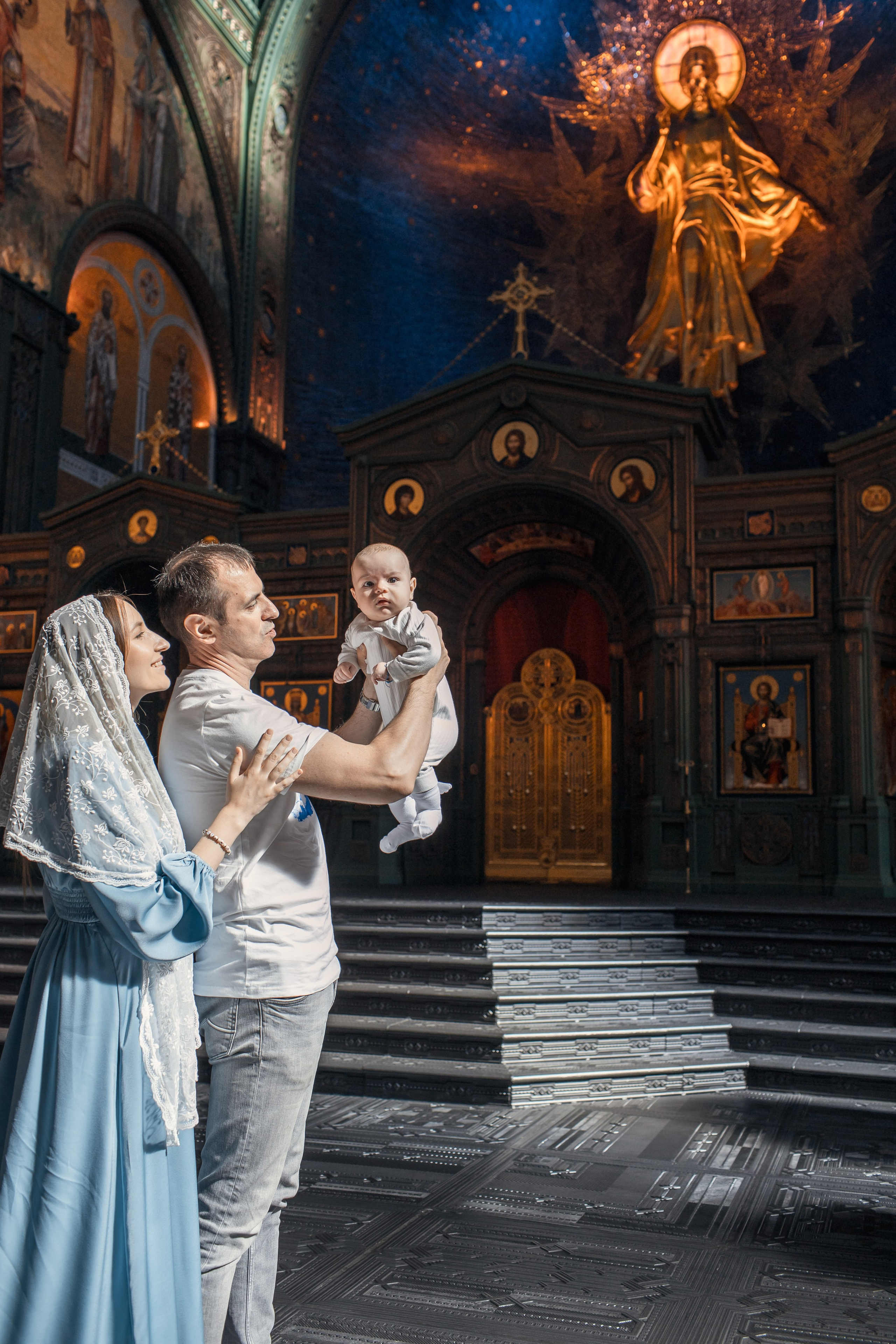 Крещение в Храме Вооруженных Сил России. Профессиональный фотограф в Москве и Мо Мария Шантарёва