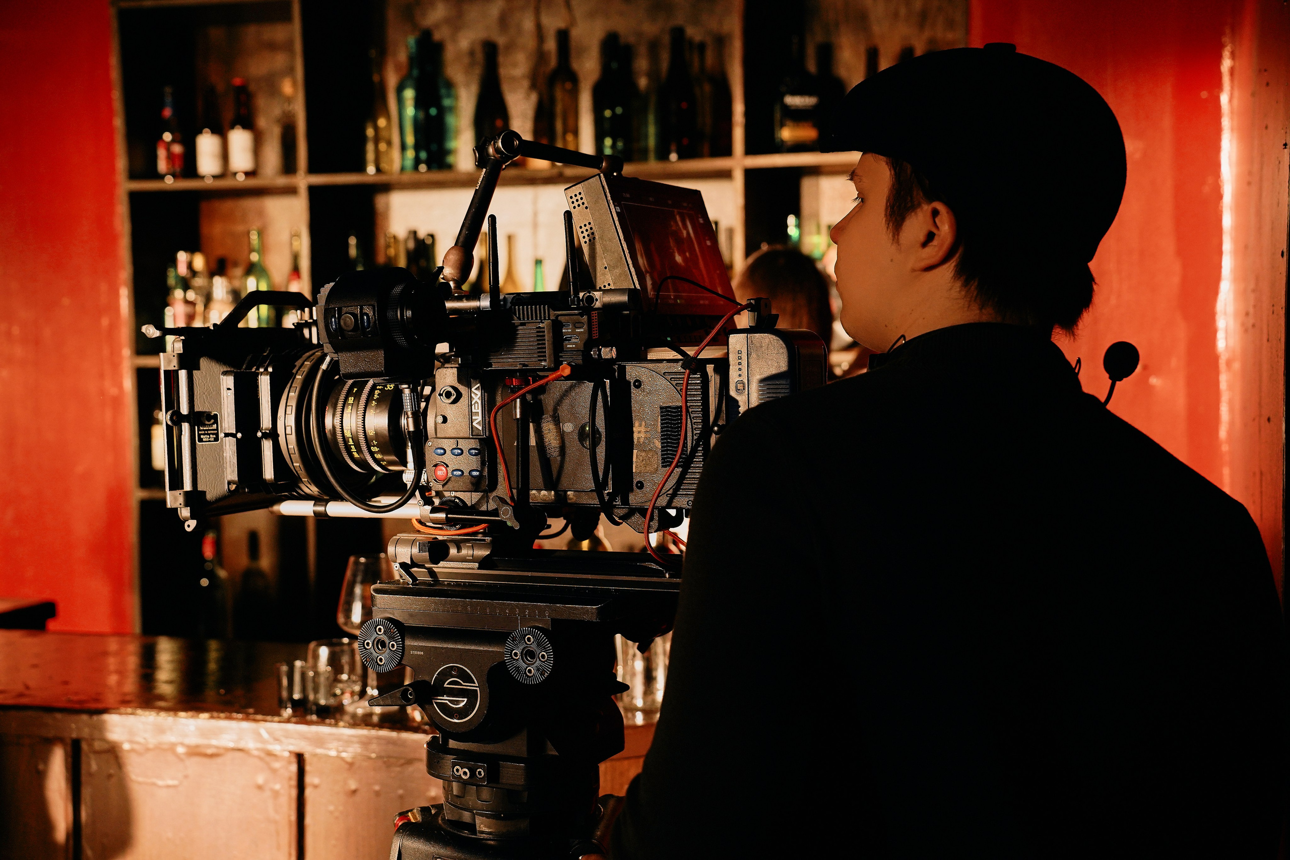 БЭКИ со съемок. Фотограф