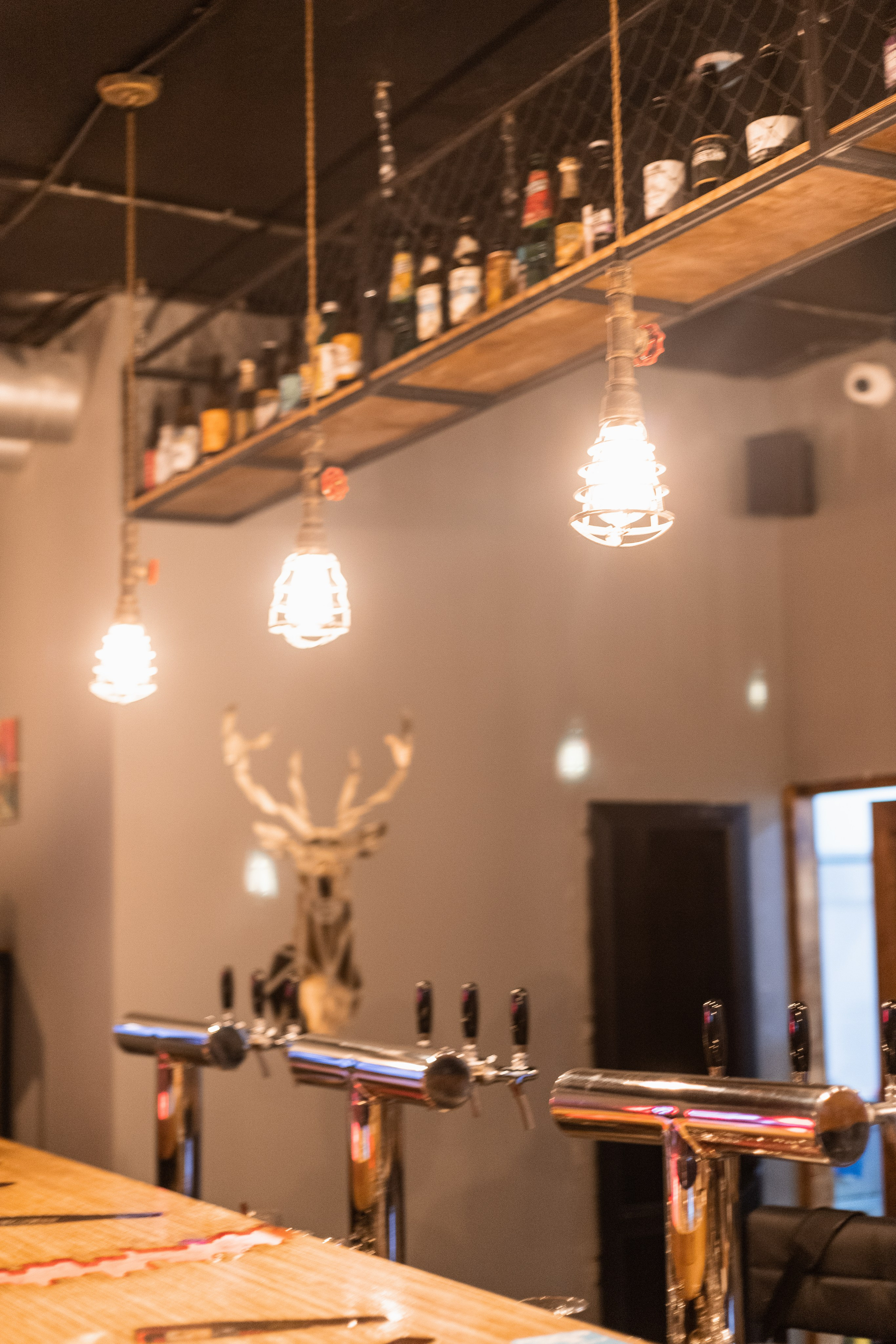 Паб Революция. Фотограф Денис Лесковский (Тюмень)