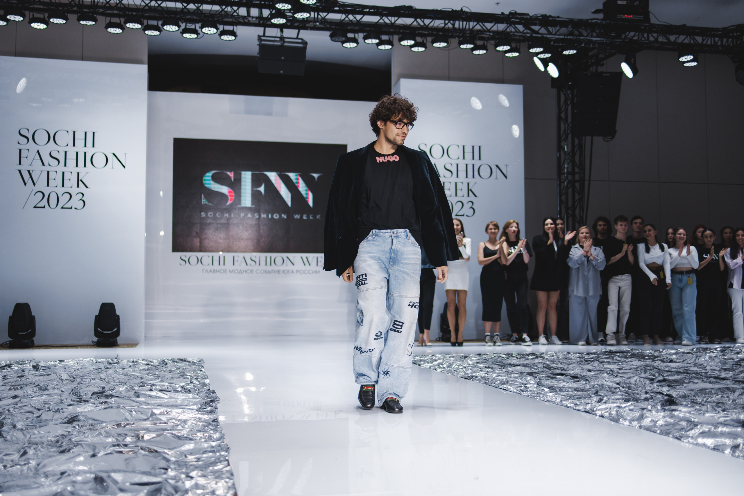 Catwalk. ProVizArt