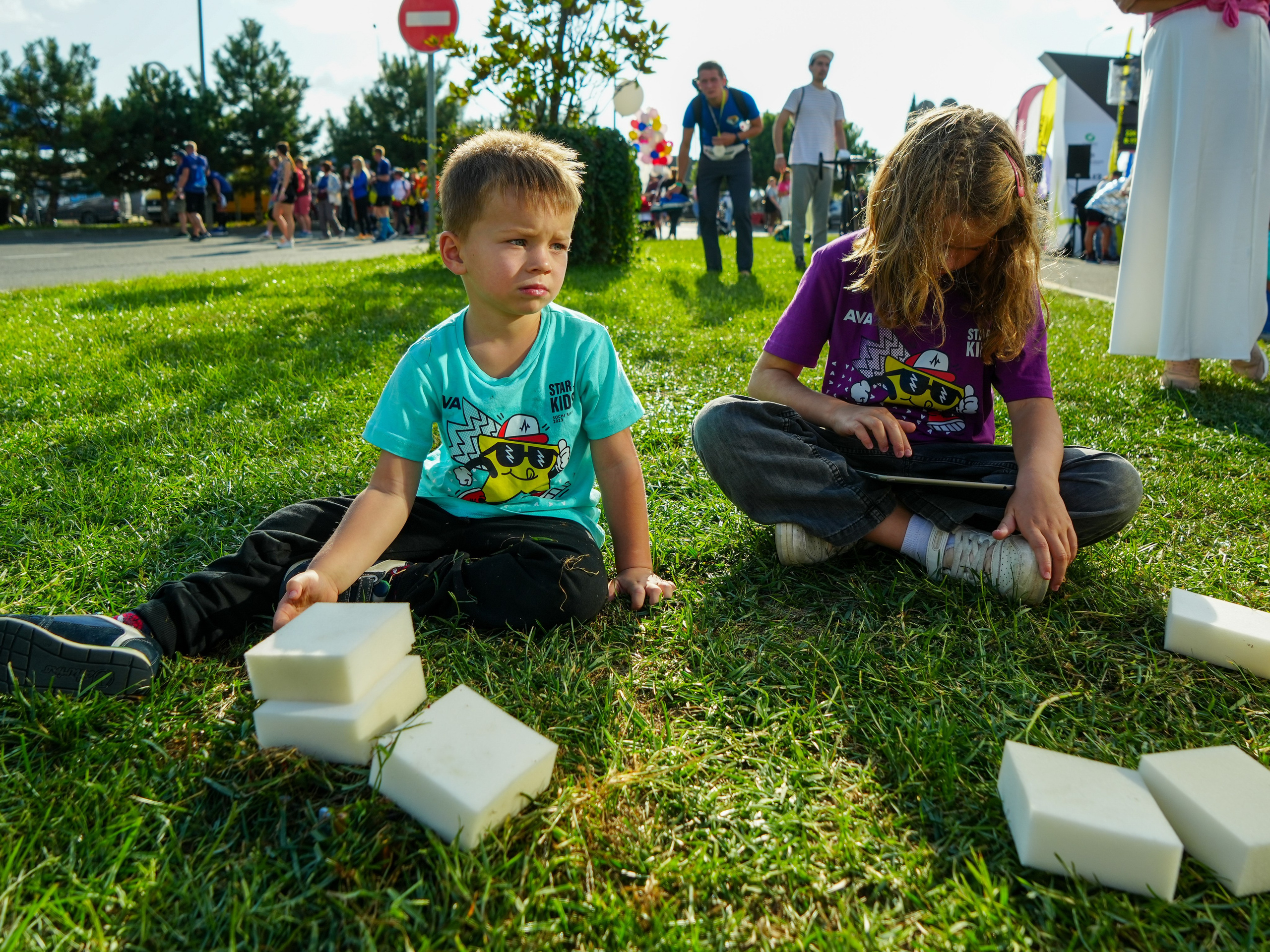 Фотоотчет партнерской интеграции для компании TELE2 на фестивале Ironstar. Репортажный фотограф в Красной Поляне и Сочи Павлюченко Екатерина