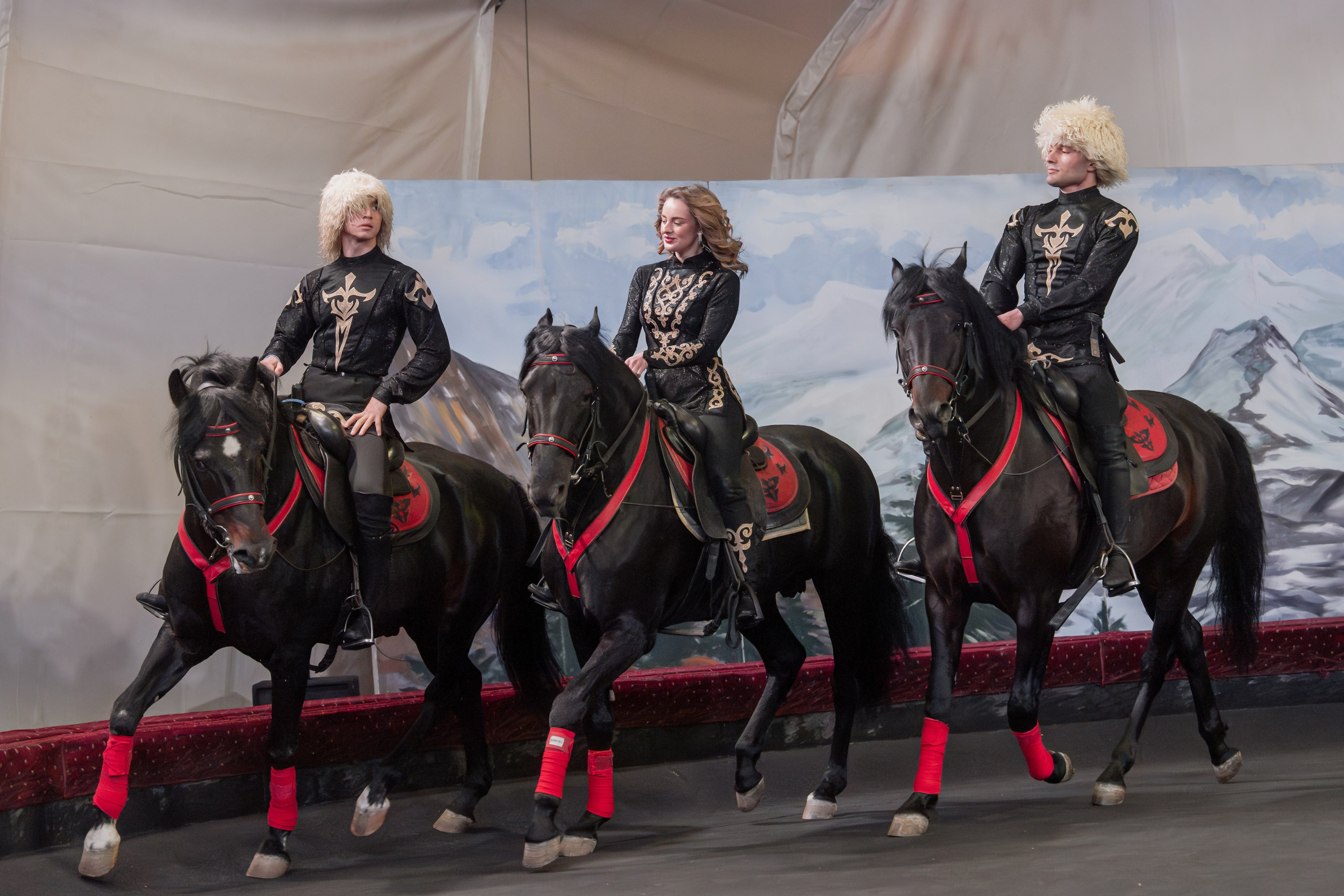 Конный театр «Нарты». Репортажный фотограф в Красной Поляне и Сочи Павлюченко Екатерина