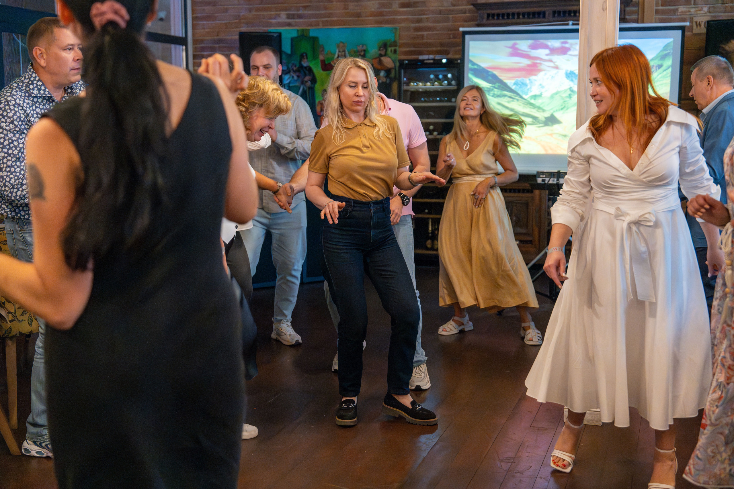 MICE мероприятие для компании Р-фарм. Репортажный фотограф в Красной Поляне и Сочи Павлюченко Екатерина