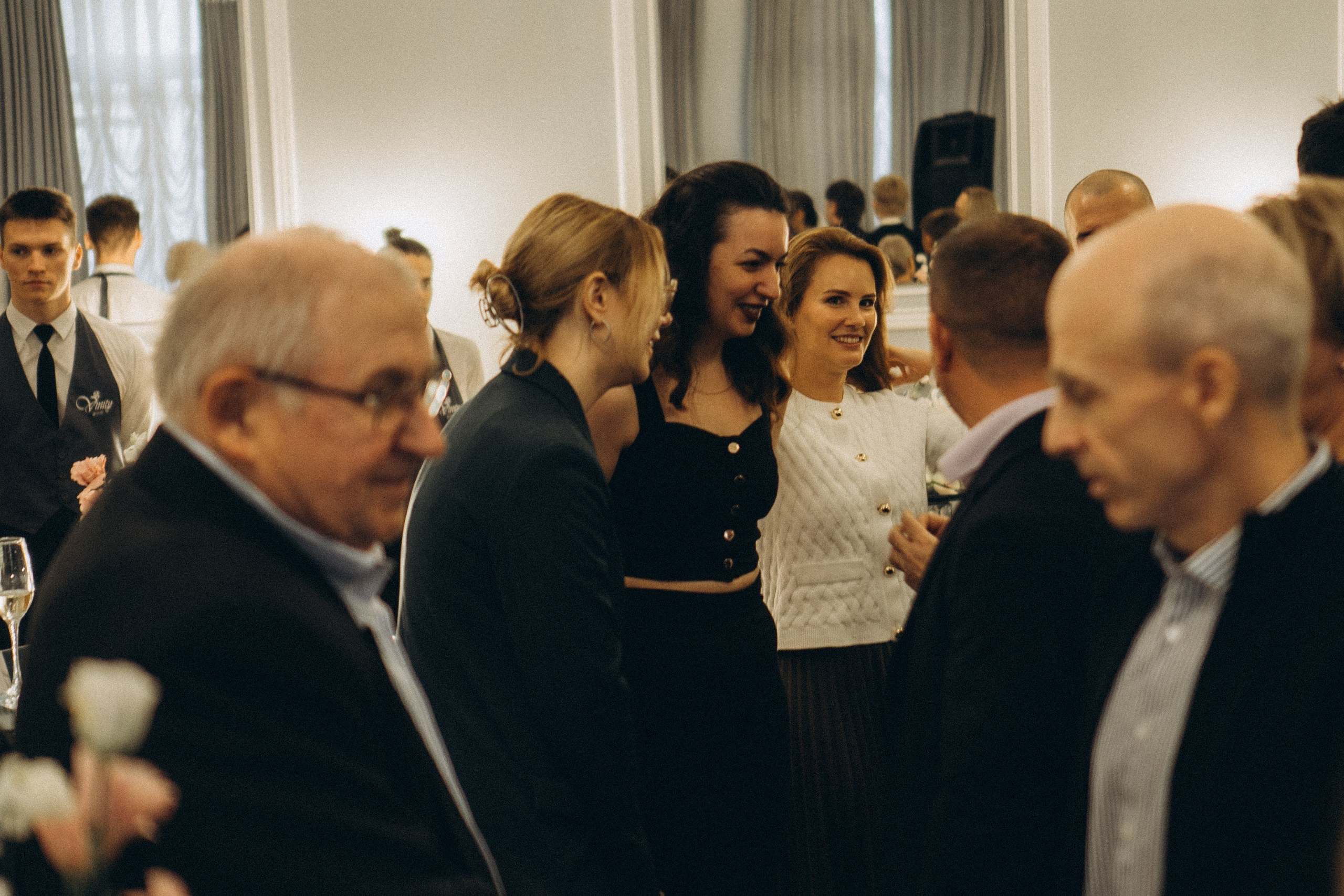 СЬЕМКА РЕПОРТАЖ В ЗАГСЕ (2 ДВОРЕЦ). Профессиональный фотограф, Санкт-Петербург — Виктория Богомолова