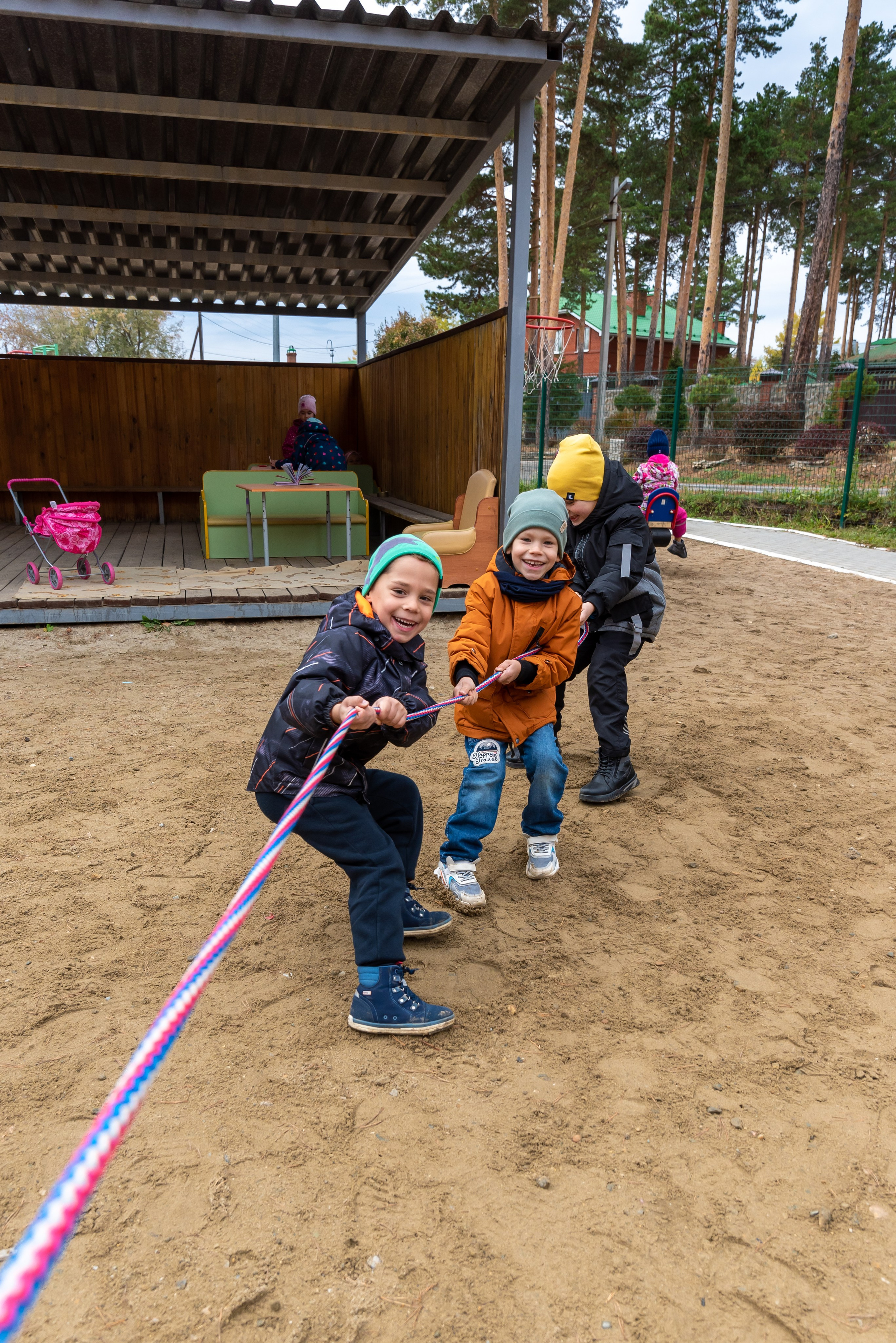 Фотосъёмка на прогулке. Детский фотограф в Екатеринбурге и Берёзовском Евгений Кондаков