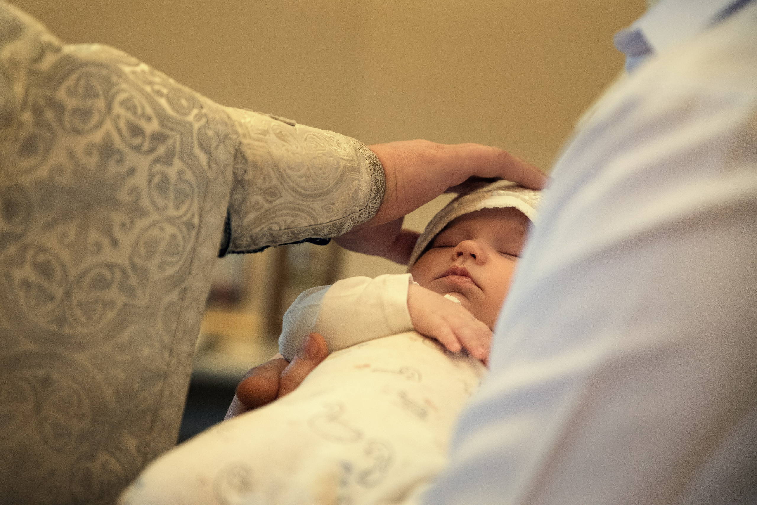 Таинство Крещения Маргариты. Фотограф Таинств Крещения и Венчания в г. Курске
