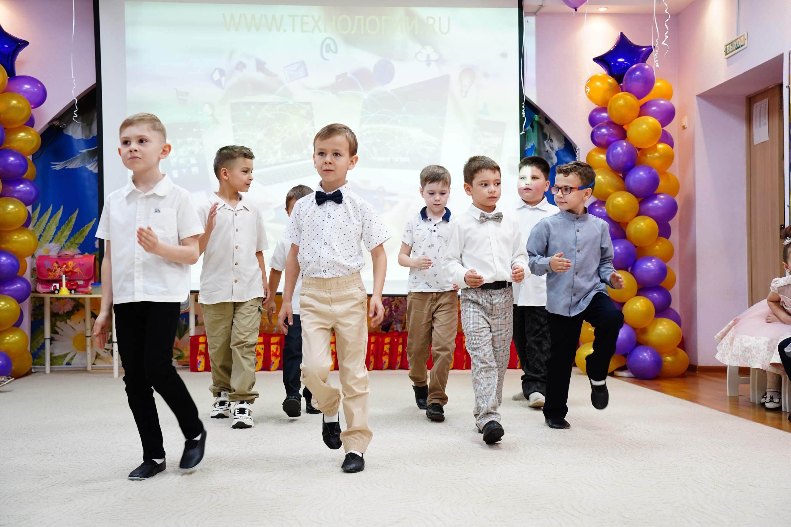 Репортажная съемка /Выпускной//. MEMENTO.Выпускные альбомы, школьные, юбилейные и другие книги. Ростов-на-Дону