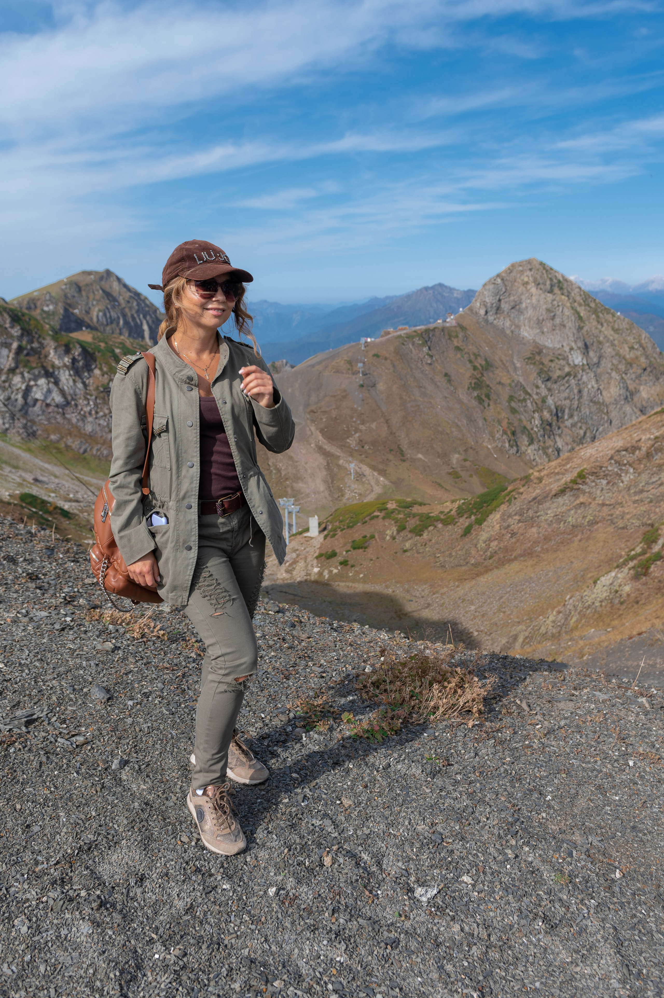 Хайкинг по трем курортам Красной Поляны 2022. Репортажный фотограф в Красной Поляне и Сочи Павлюченко Екатерина