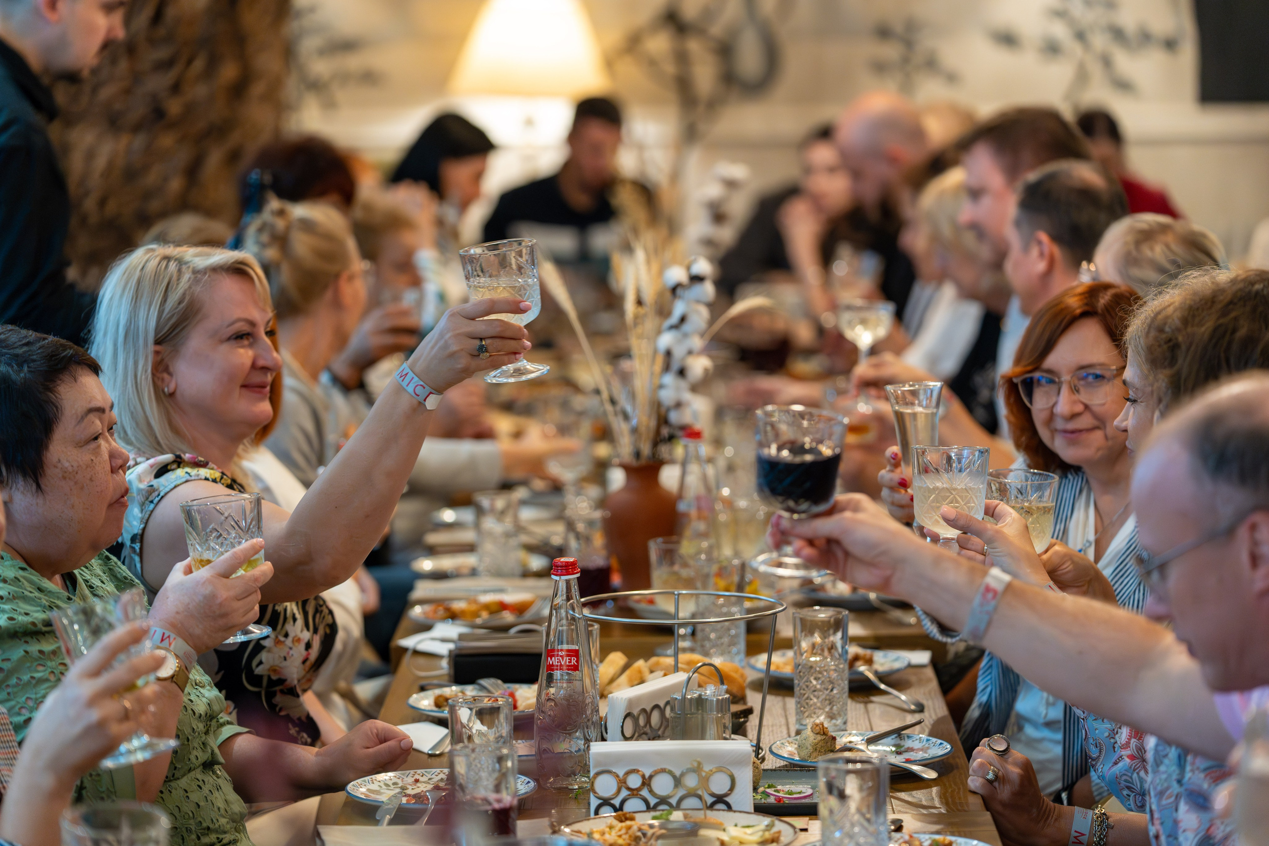 MICE мероприятие для компании Р-фарм. Репортажный фотограф в Красной Поляне и Сочи Павлюченко Екатерина