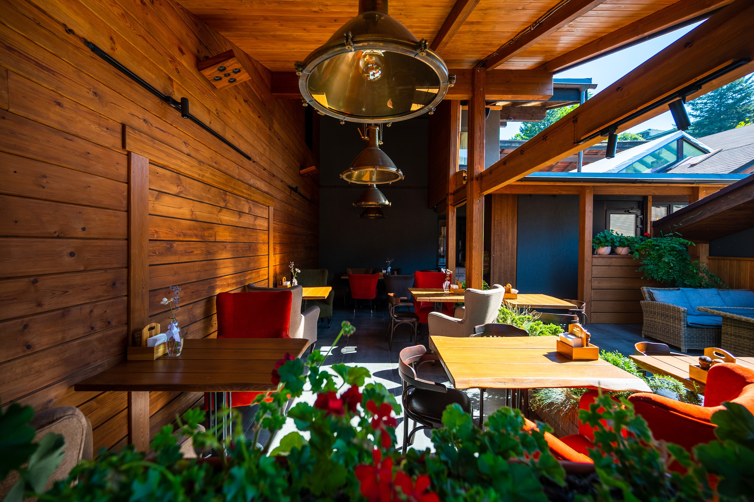 Ресторан «Трикони» в Красной Поляне. Репортажный фотограф в Красной Поляне и Сочи Павлюченко Екатерина