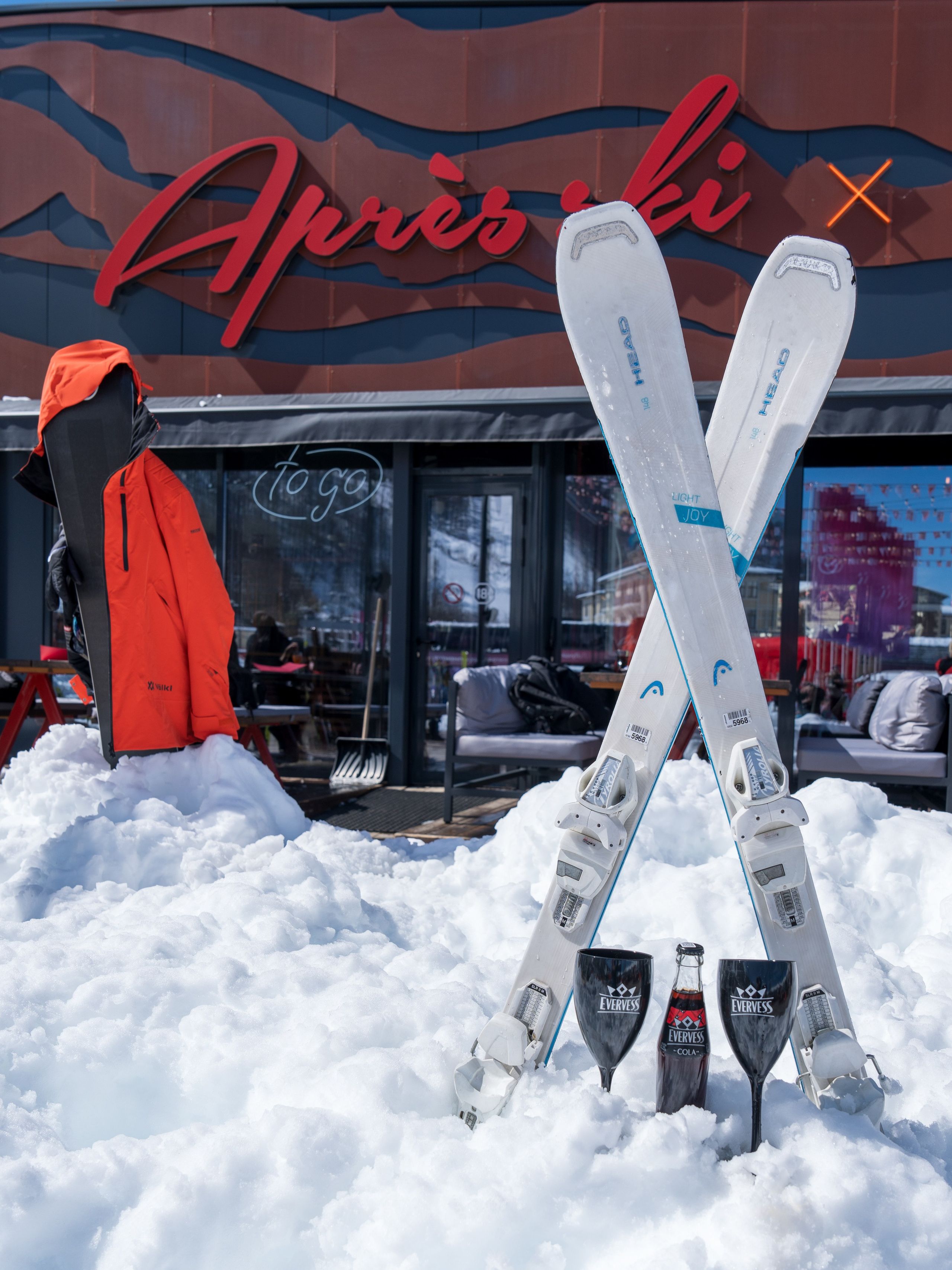 Компания «EVERVESS»: отчет с точек продаж на курортах Красной Поляны. Репортажный фотограф в Красной Поляне и Сочи Павлюченко Екатерина