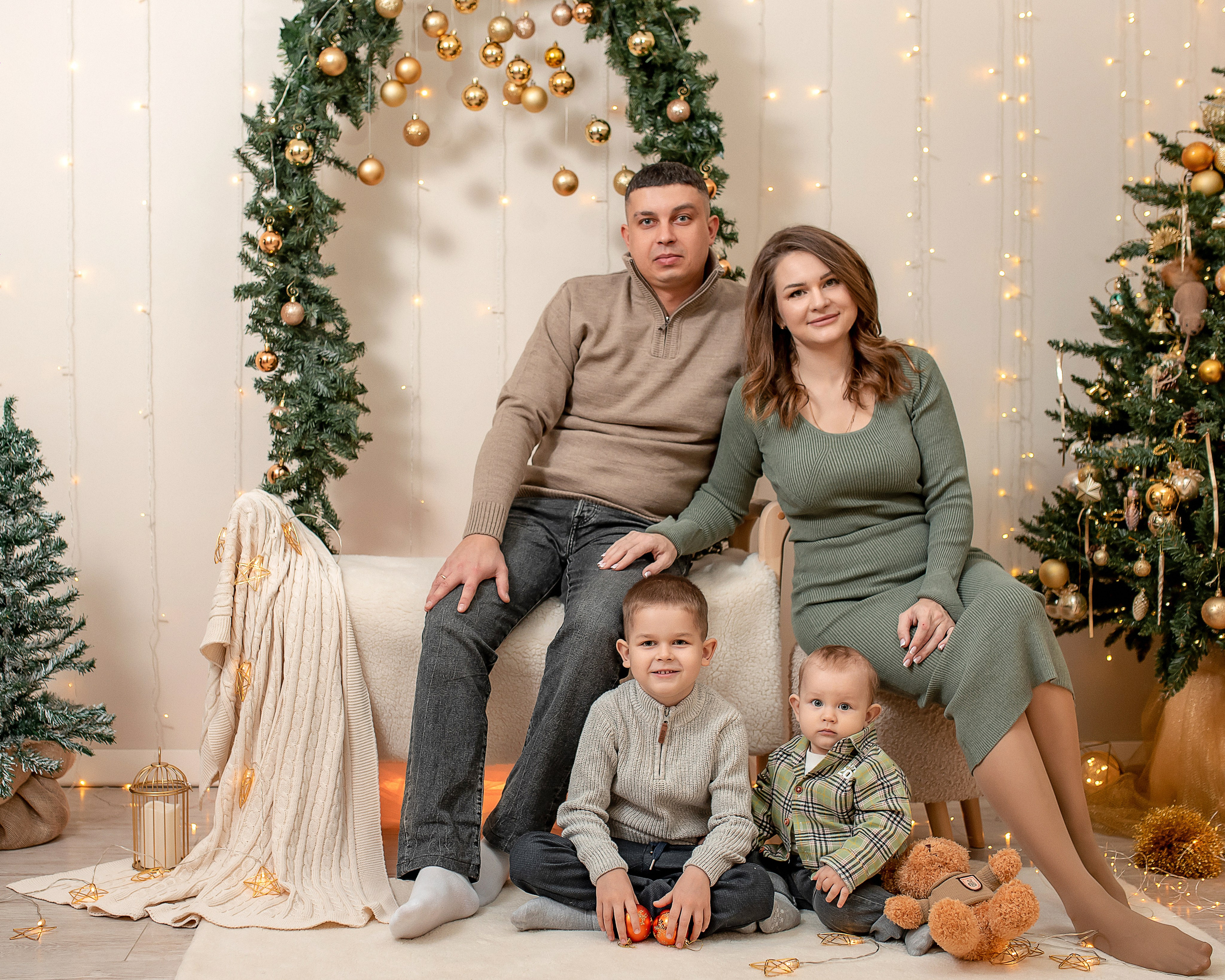 Анна и её семья 2025. Семейный и детский фотограф Наталья Горда