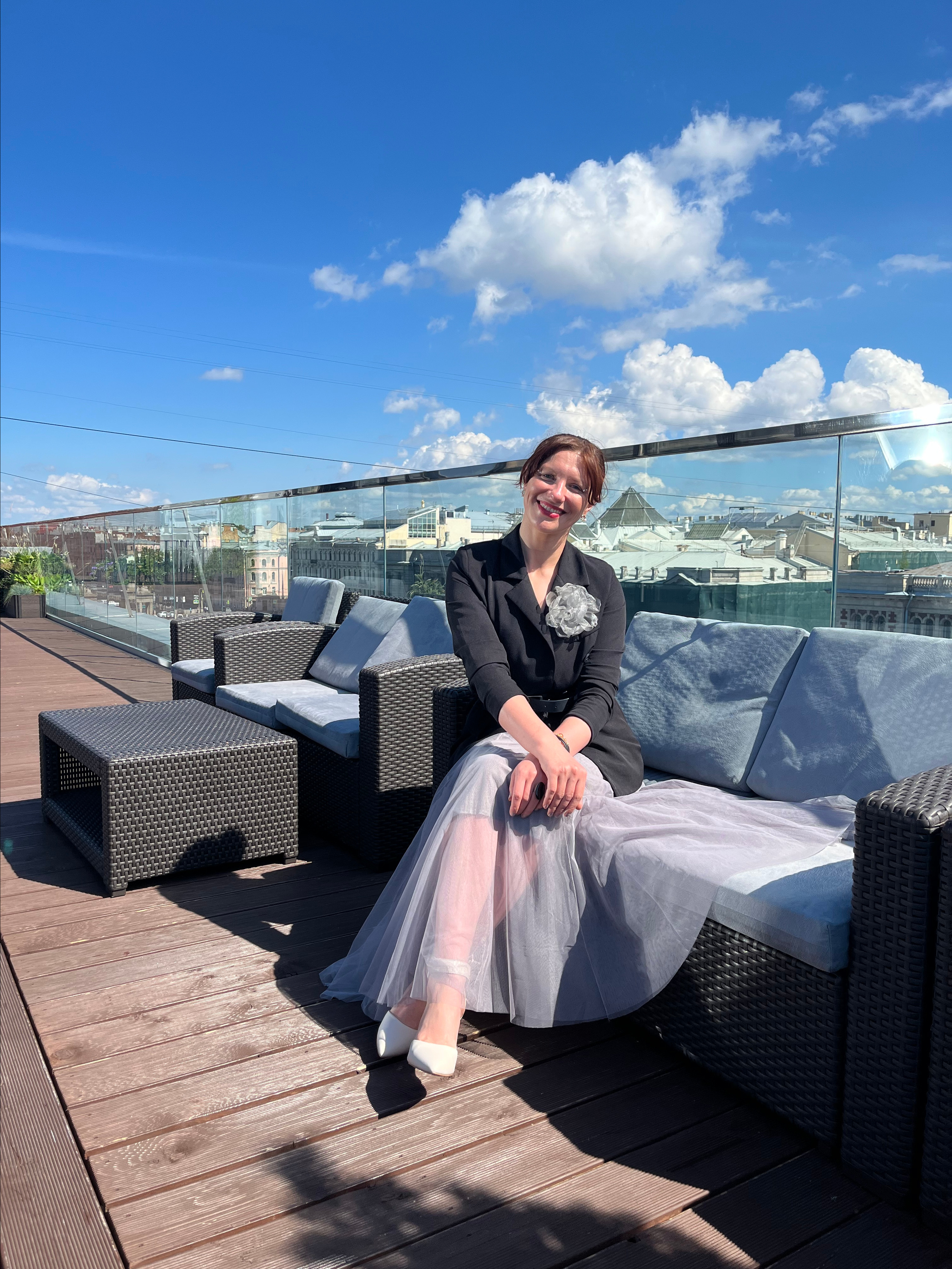 Как должен выглядеть ведущий на мероприятии. Ведущая СПБ Надежда Кожина