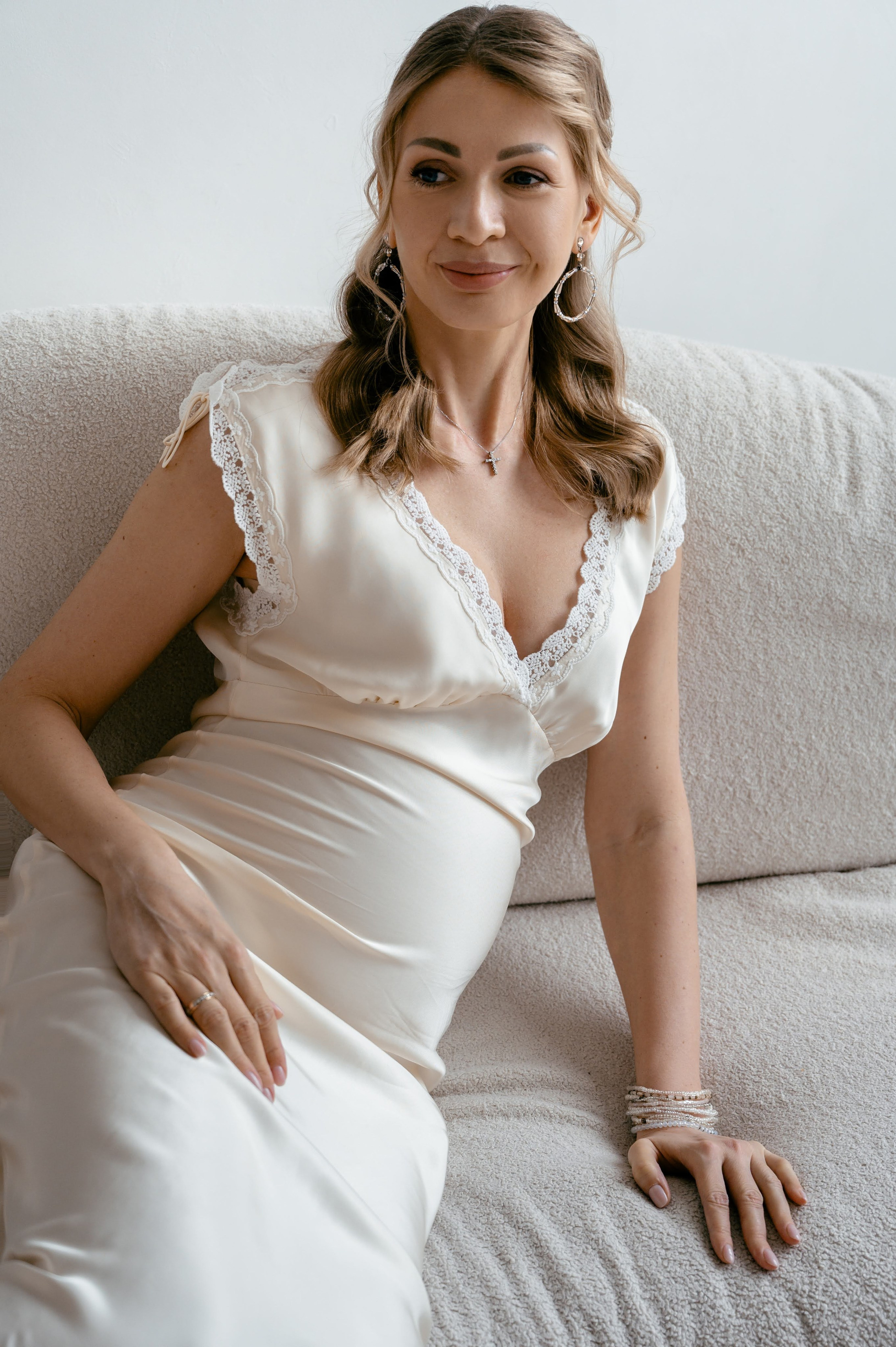 Профессиональный фотограф беременности в СПБ. Стильные фотосессии беременности в стиле минимализм и классическая фотография